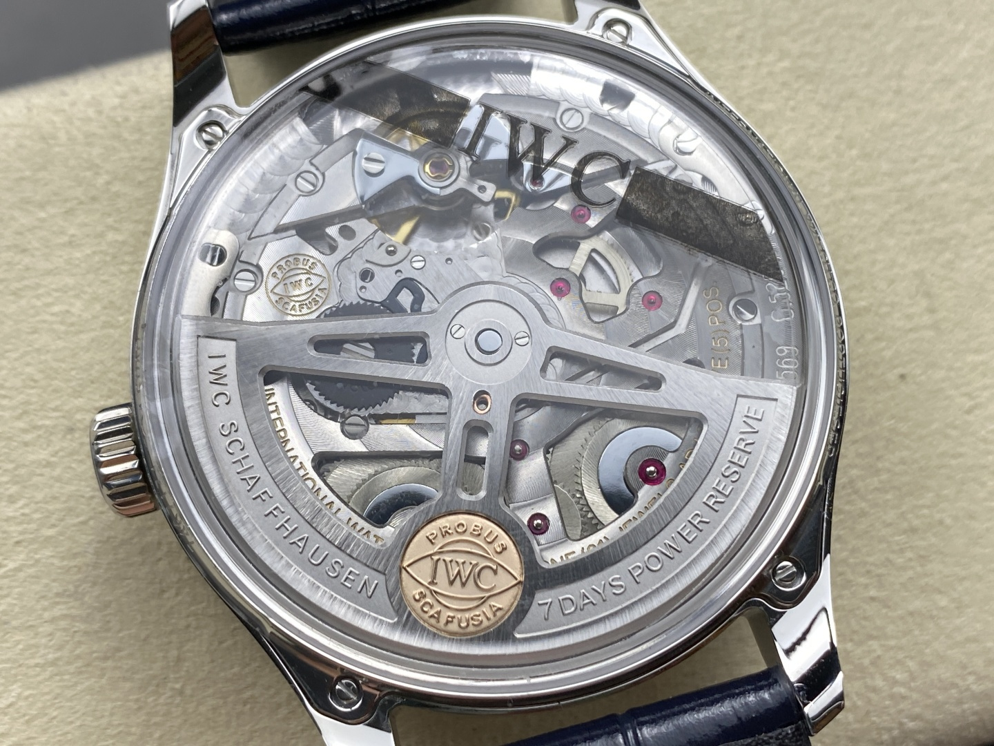  APS IWC 万国 葡萄牙系列 自动机械机芯 50米防水 银色表盘 24款 42.4 14.1 IW501702 