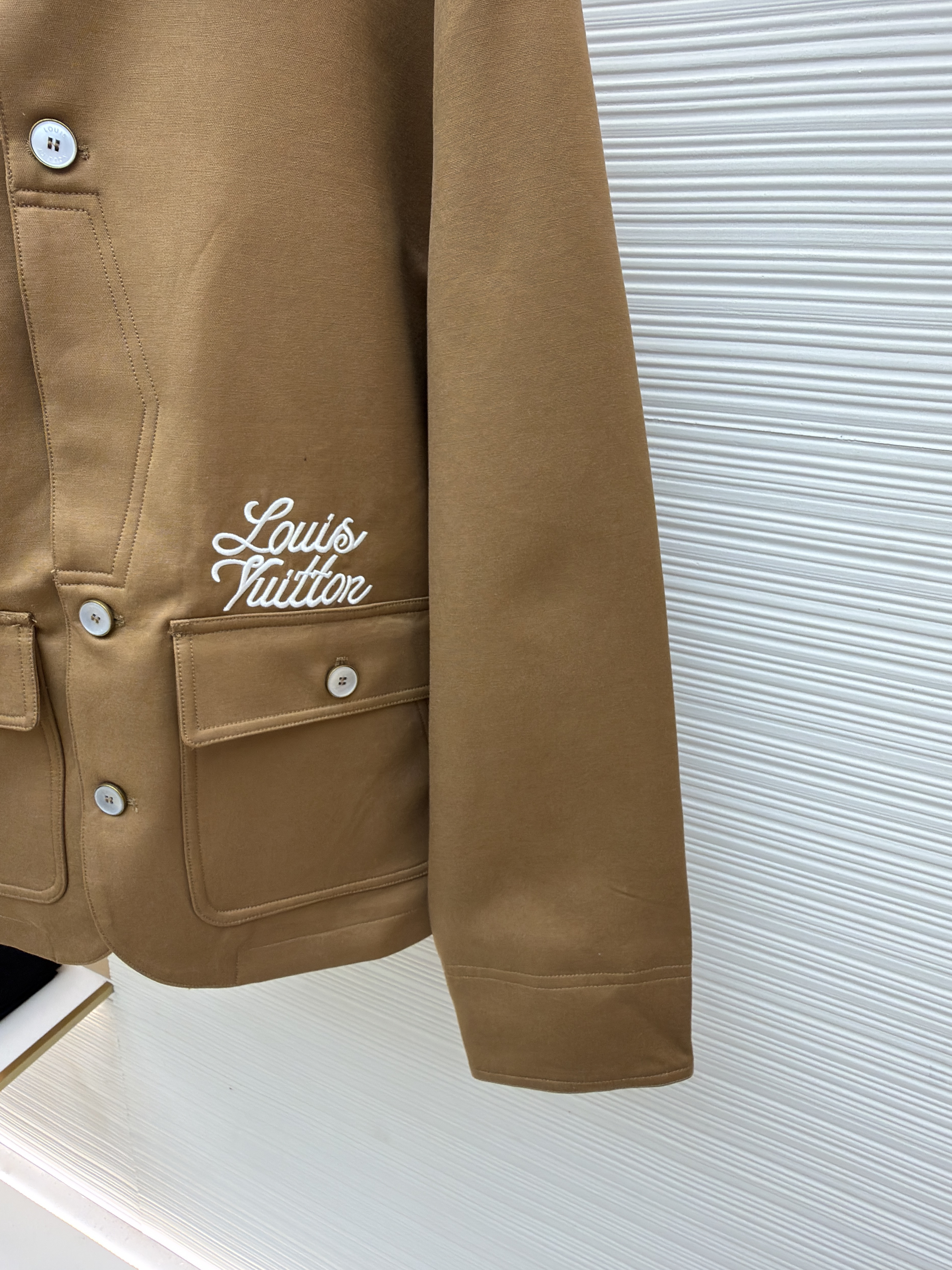 LOUIS VUITTON LV NIGO 路易威登   锦鲤 提花翻领夹克  长袖 外套 棕色C0 1AIMQN