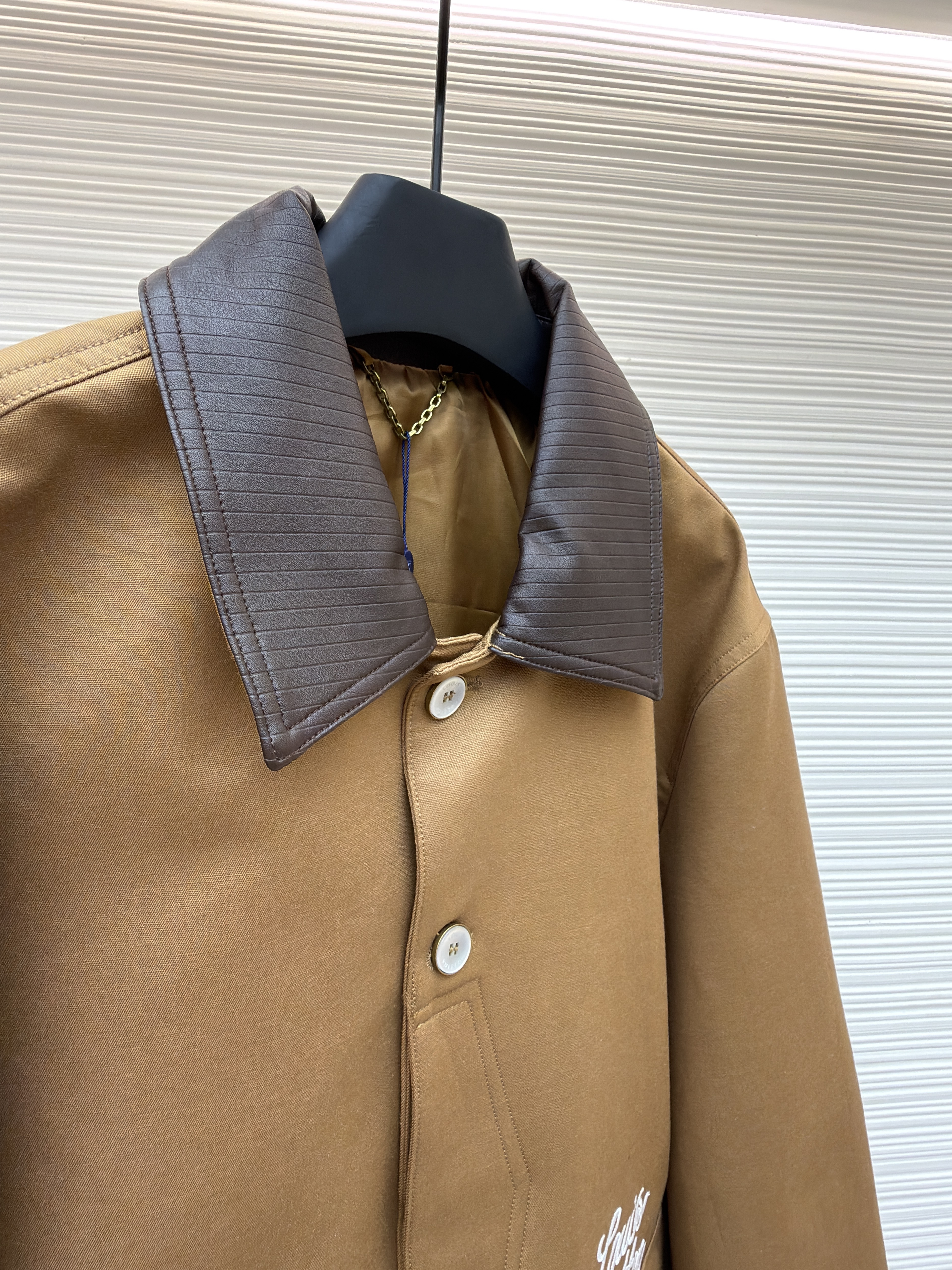 LOUIS VUITTON LV NIGO 路易威登   锦鲤 提花翻领夹克  长袖 外套 棕色C0 1AIMQN