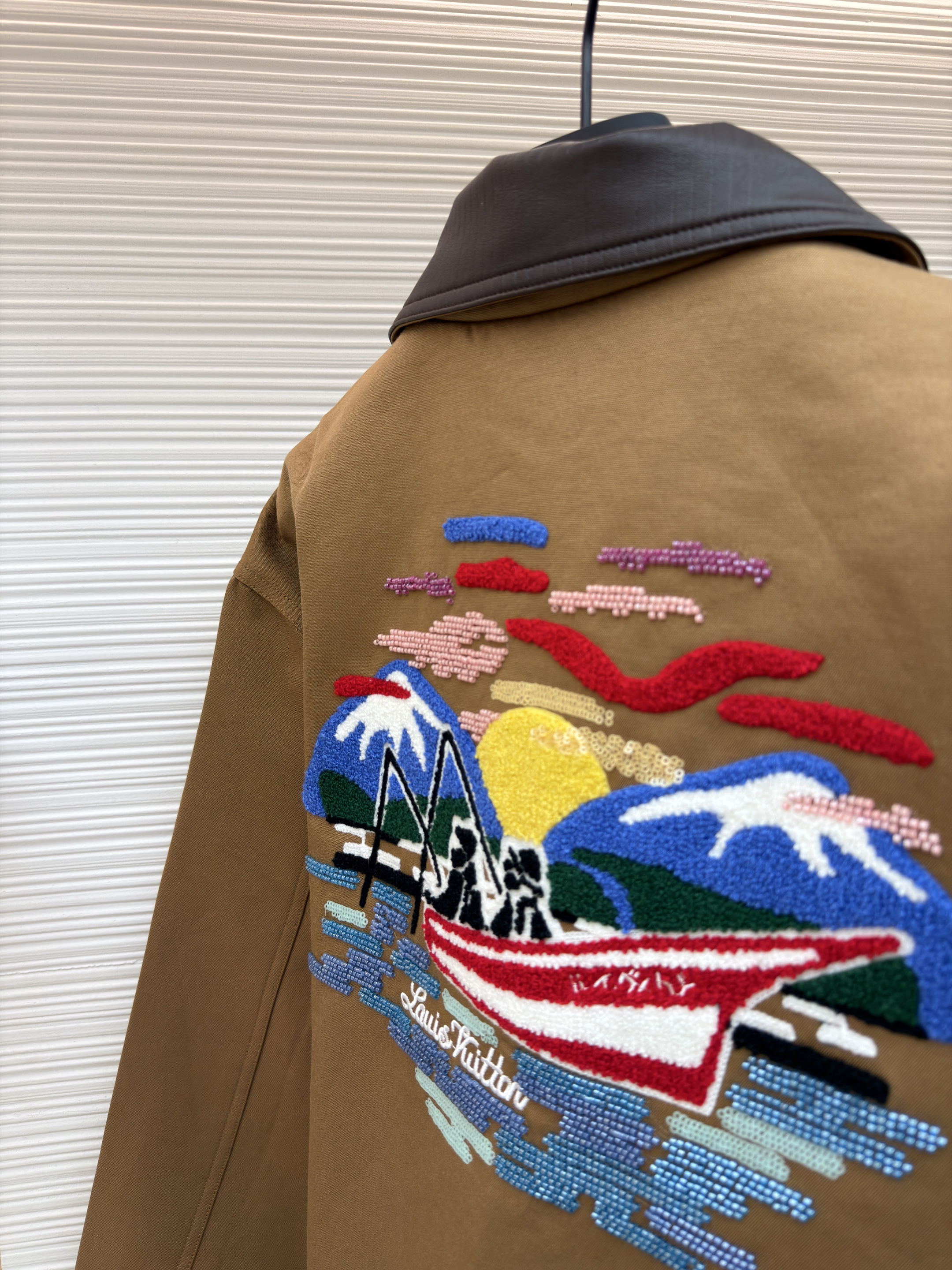 LOUIS VUITTON LV NIGO 路易威登   锦鲤 提花翻领夹克  长袖 外套 棕色C0 1AIMQN