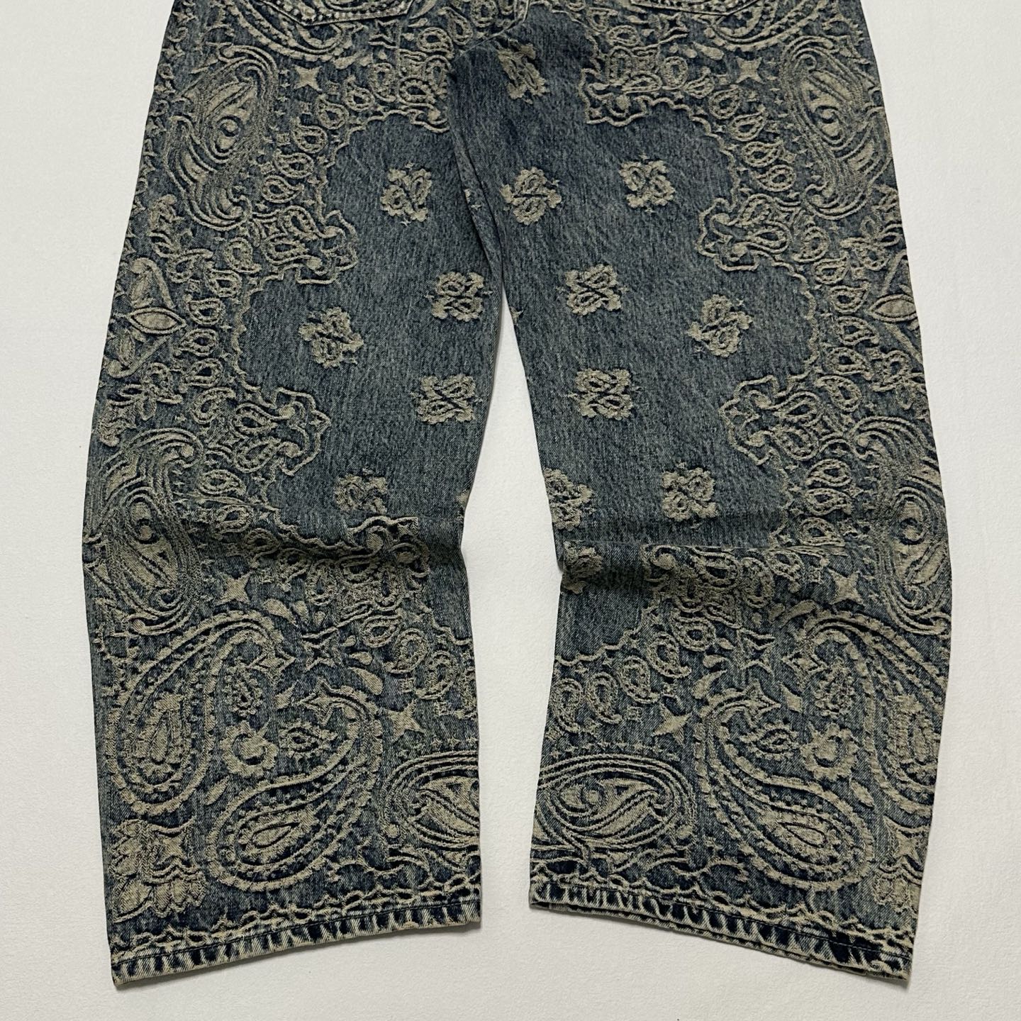 Supreme SS25 WEEK7 Bandana Jacquard Baggyjean 腰果花 编织 宽松 直筒 牛仔裤 男女同款 SUP-SS25-058