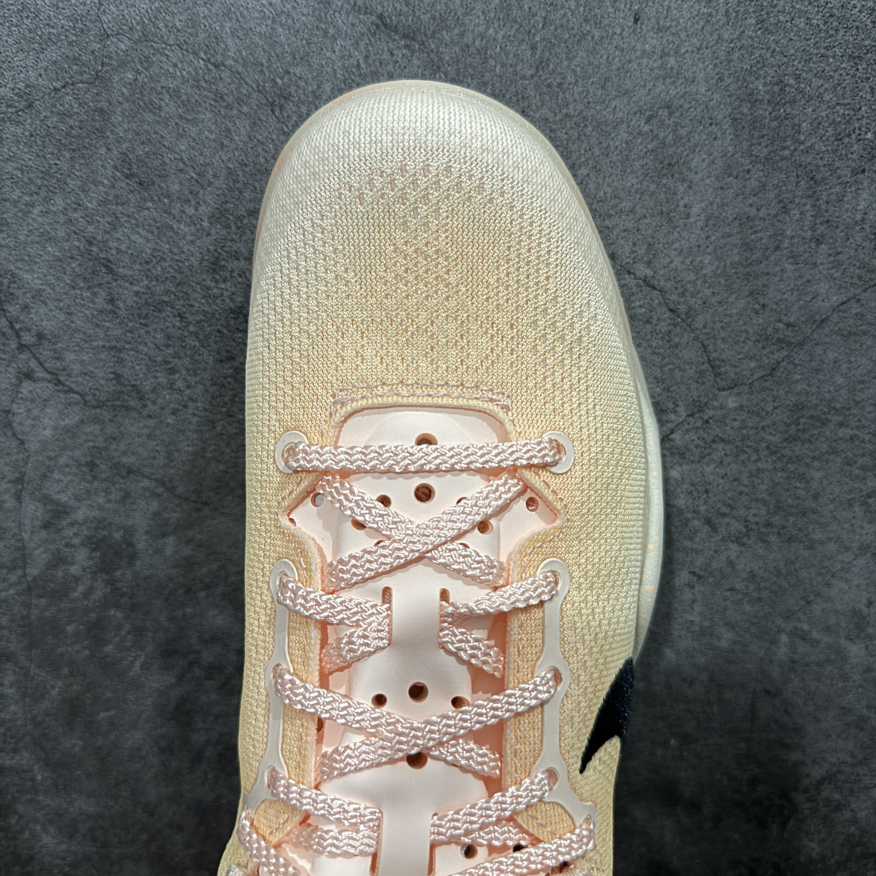 灭世 KOBE 8 Protro Academy P EYBL 科比8 低筒 全掌LUNARLON 鞋墊 籃球鞋 實戰鞋 球鞋 男鞋 波鞋 渐变 粉黑色 HQ3138-800