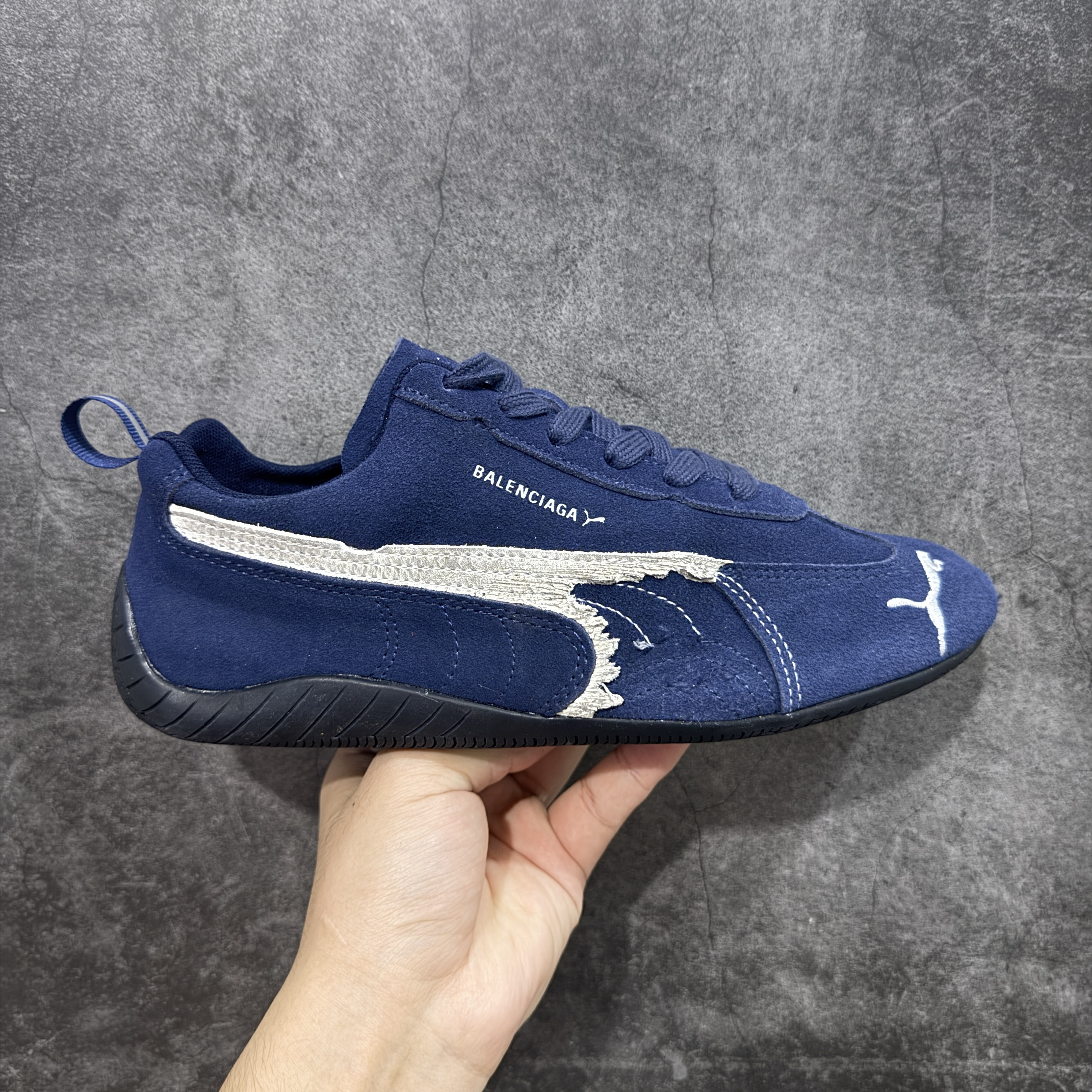 Balenciaga The Open Product x Puma Speedcat  巴黎世家 低筒 做旧 系带 二层绒面皮防滑耐磨 低筒 舒适时尚 赛车 跑步鞋 休闲鞋 波鞋 蓝色 406519 04