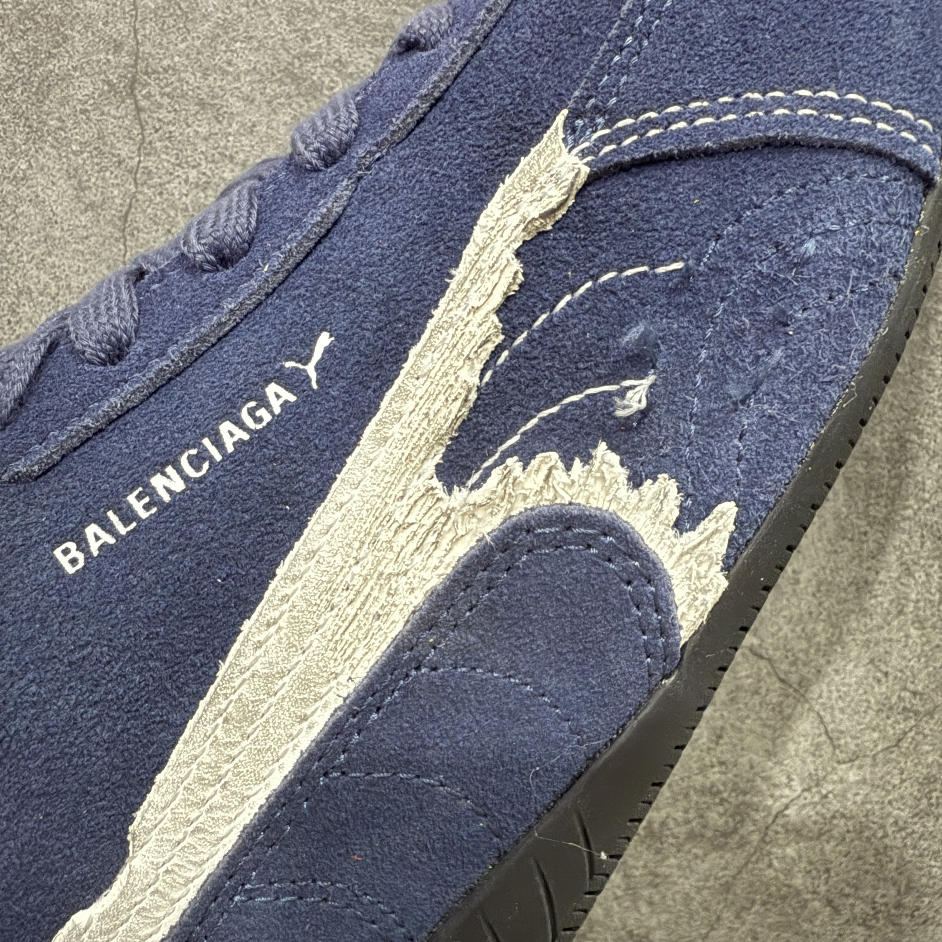 Balenciaga The Open Product x Puma Speedcat  巴黎世家 低筒 做旧 系带 二层绒面皮防滑耐磨 低筒 舒适时尚 赛车 跑步鞋 休闲鞋 波鞋 蓝色 406519 04