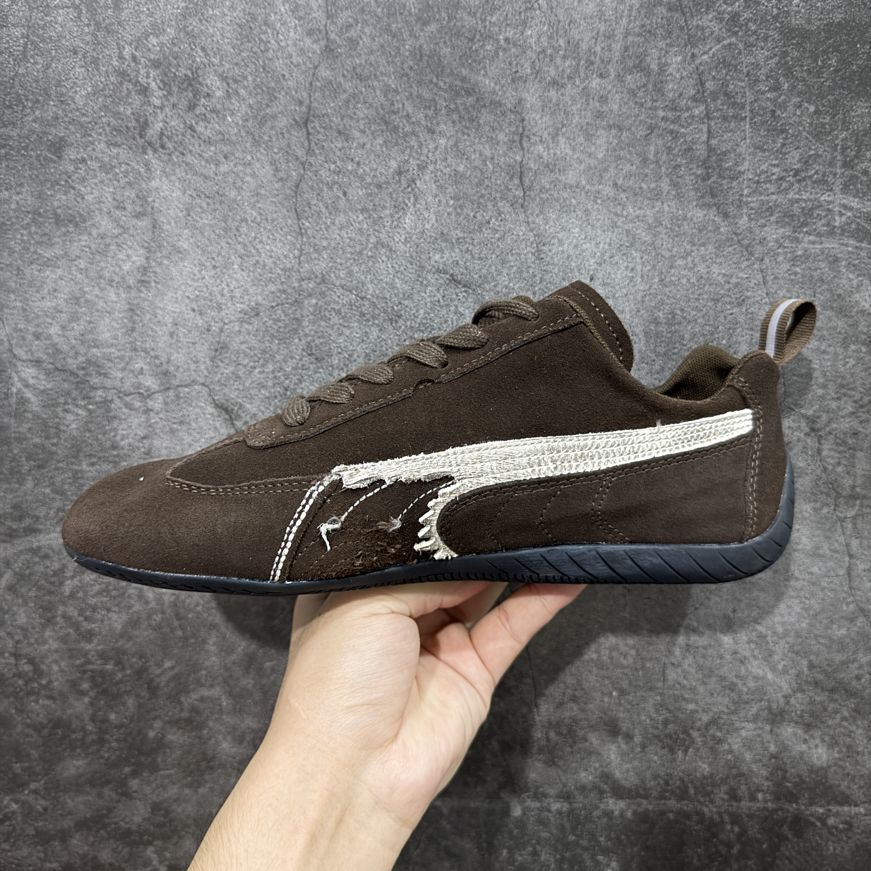 Balenciaga The Open Product x Puma Speedcat  巴黎世家 低筒 做旧 系带 二层绒面皮防滑耐磨 低筒 舒适时尚 赛车 跑步鞋 休闲鞋 波鞋 棕色 406519 05