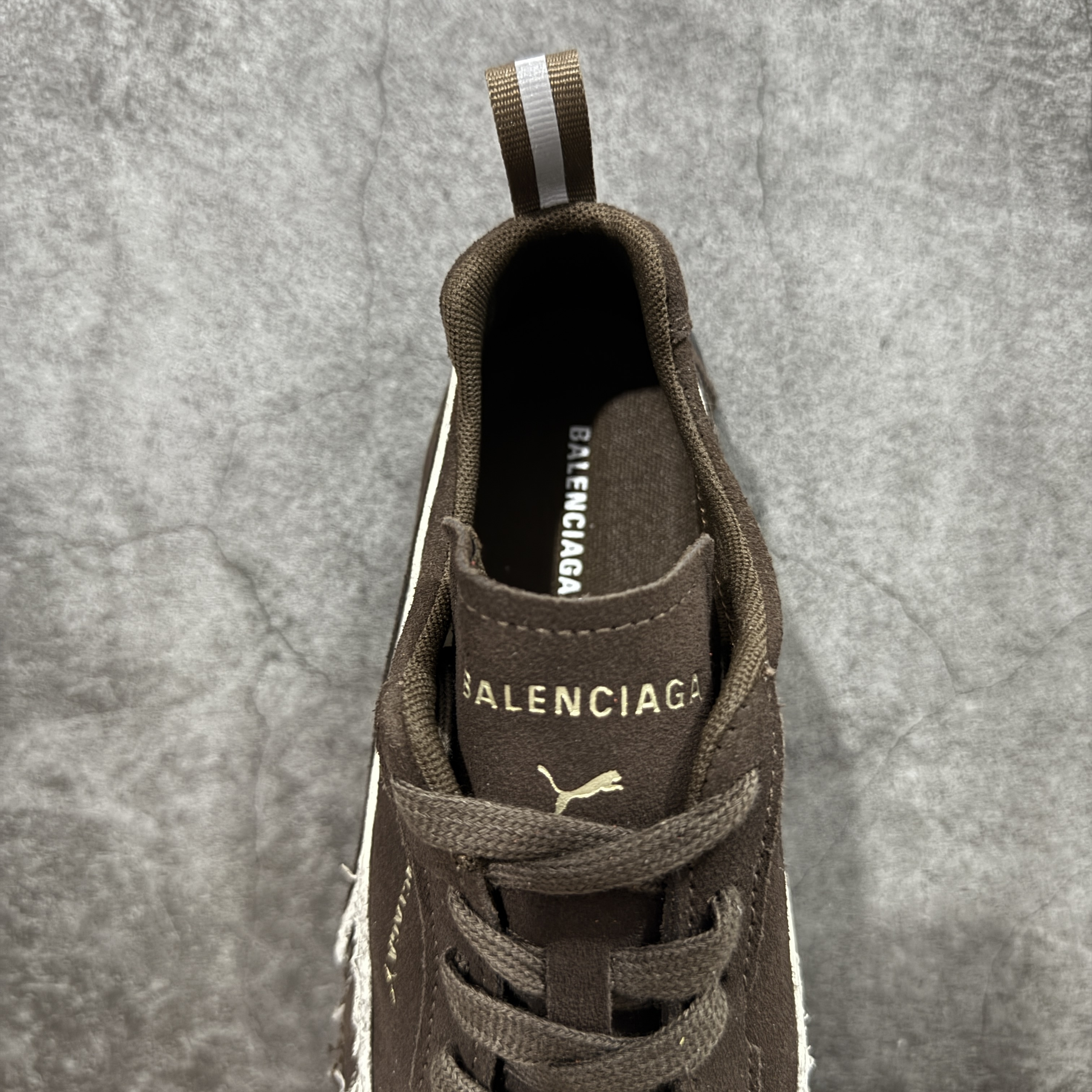 Balenciaga The Open Product x Puma Speedcat  巴黎世家 低筒 做旧 系带 二层绒面皮防滑耐磨 低筒 舒适时尚 赛车 跑步鞋 休闲鞋 波鞋 棕色 406519 05