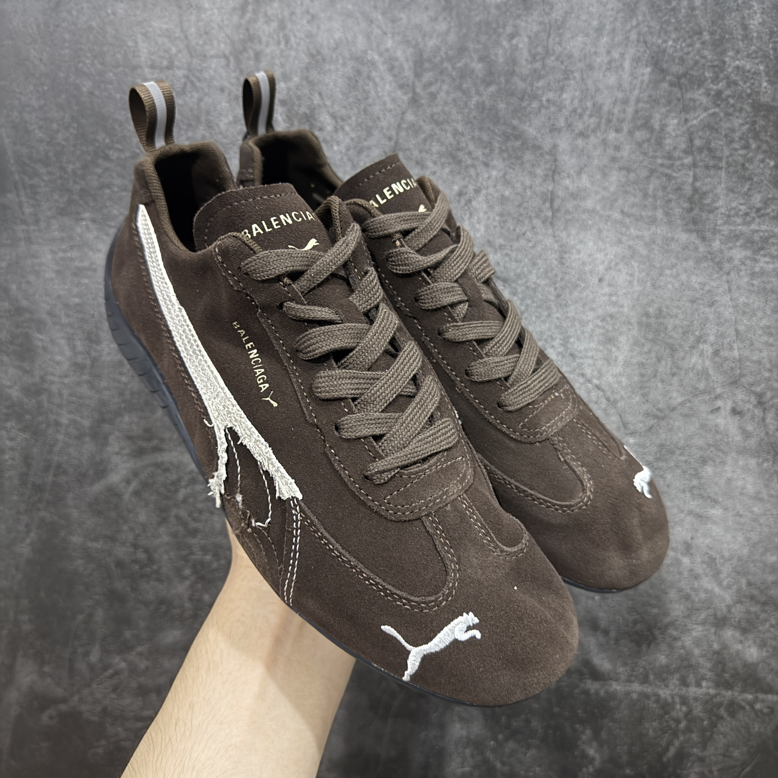 Balenciaga The Open Product x Puma Speedcat  巴黎世家 低筒 做旧 系带 二层绒面皮防滑耐磨 低筒 舒适时尚 赛车 跑步鞋 休闲鞋 波鞋 棕色 406519 05