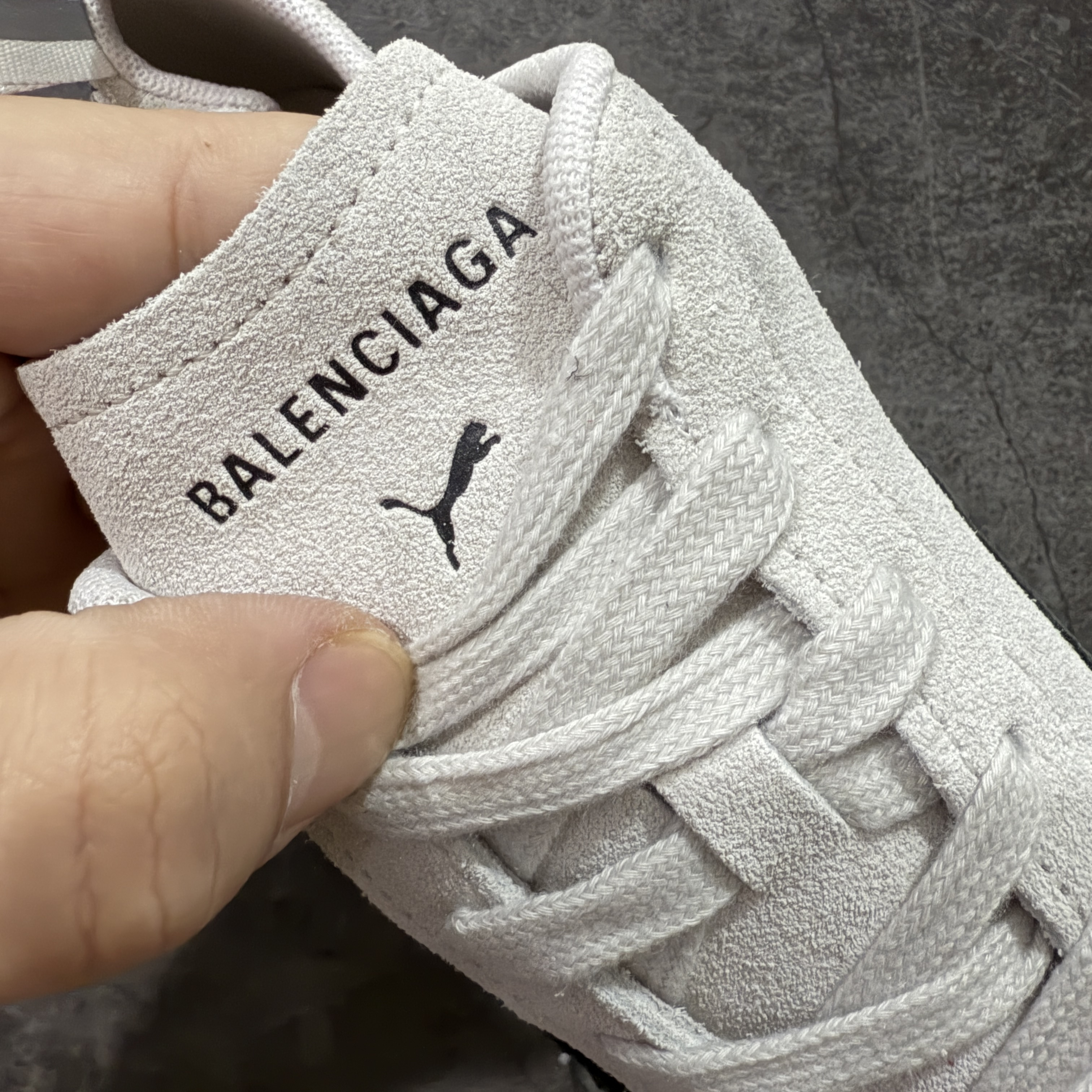 Balenciaga The Open Product x Puma Speedcat  巴黎世家 低筒 做旧 系带 二层绒面皮防滑耐磨 低筒 舒适时尚 赛车 跑步鞋 休闲鞋 波鞋 白色 406519 02