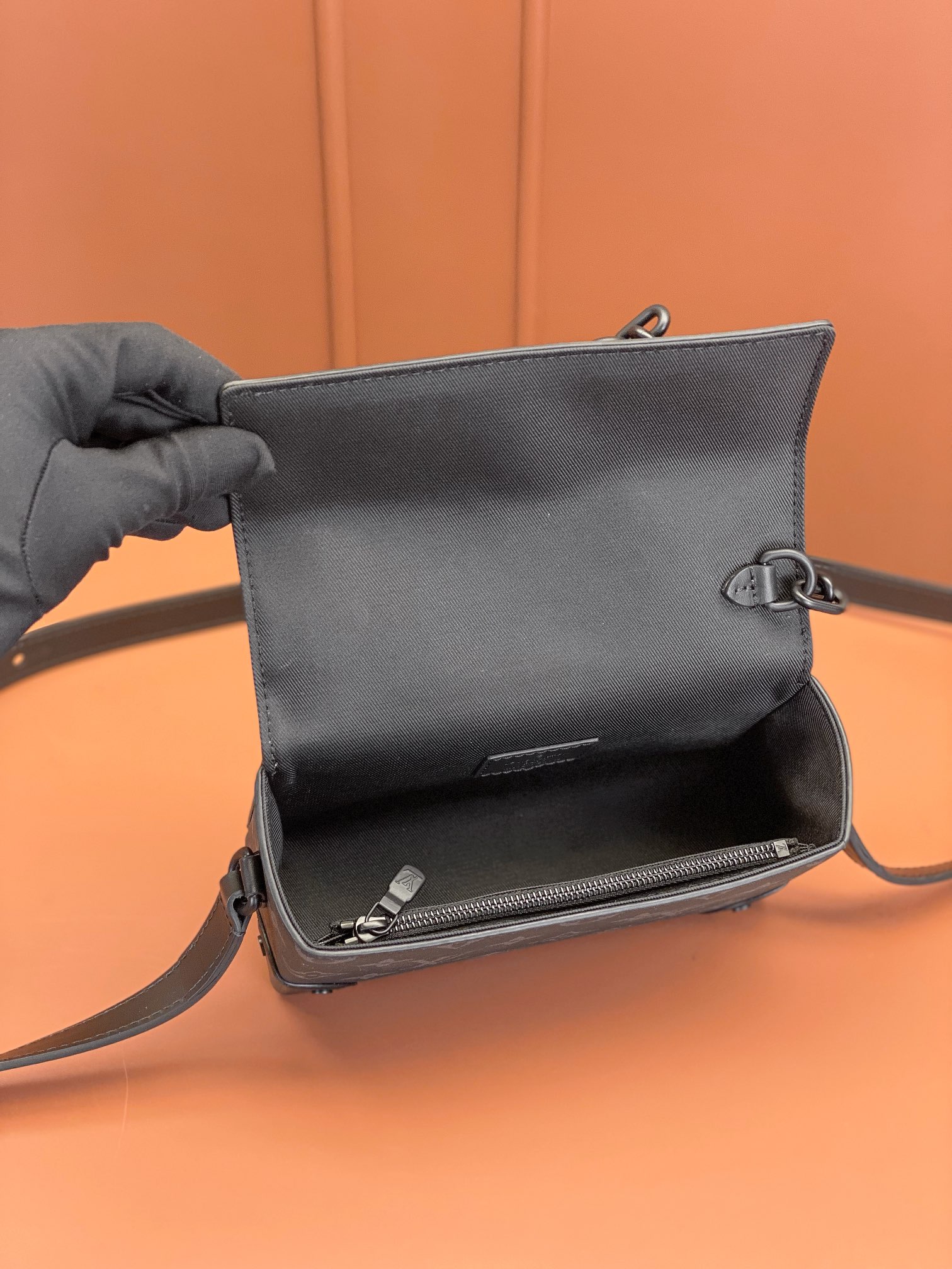  特级 LOUIS VUITTON Steamer 全钢五金 经典老花 印花 锁扣 涂层帆布 邮差包 手提包 单肩包 斜挎包 黑色   M81783