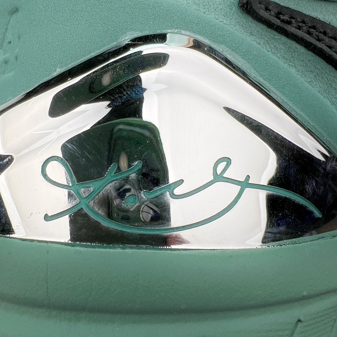 GX  Zoom Kobe4 Protro  科比 4  低筒  前掌泡棉 後掌氣墊 篮球鞋 实战鞋 球鞋 男鞋  波鞋 电镀银绿色 FQ3545-300 