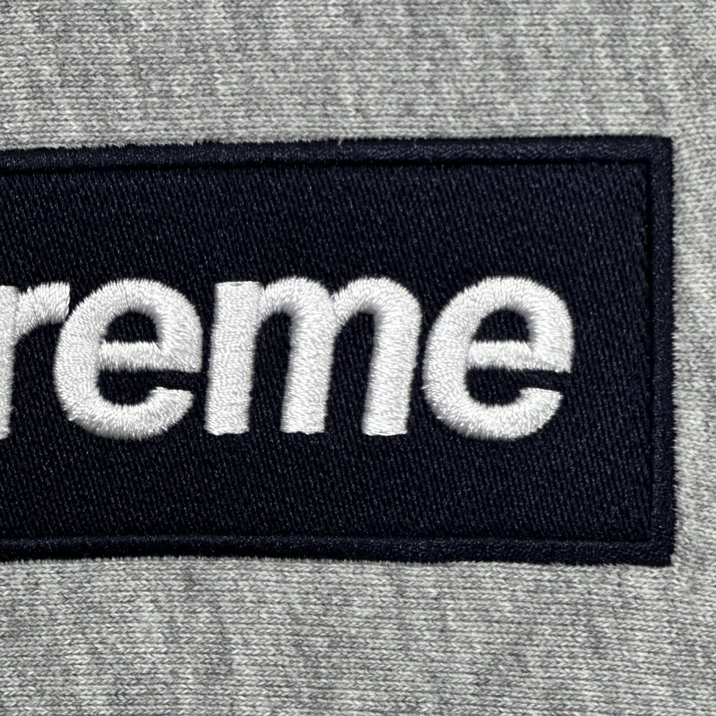 Supreme FW25 WEEK15 Box Logo Hooded Sweatshirt 刺绣标志 logo 袋鼠口 连帽 加绒 卫衣 男女同款 灰色 SUP-FW25-094