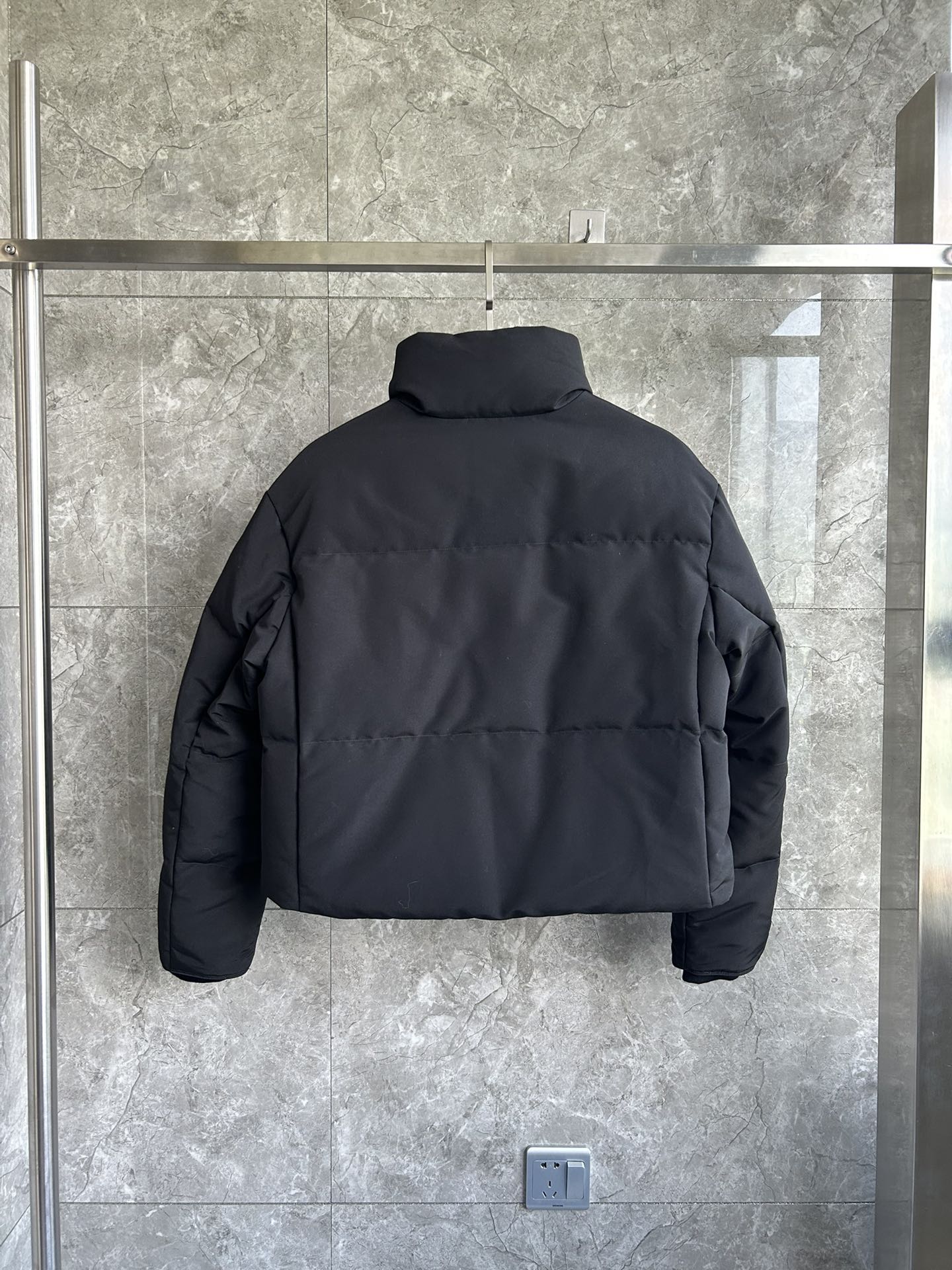 Canada Goose加拿大鹅  Grandview  短款 长袖 羽绒 女款 