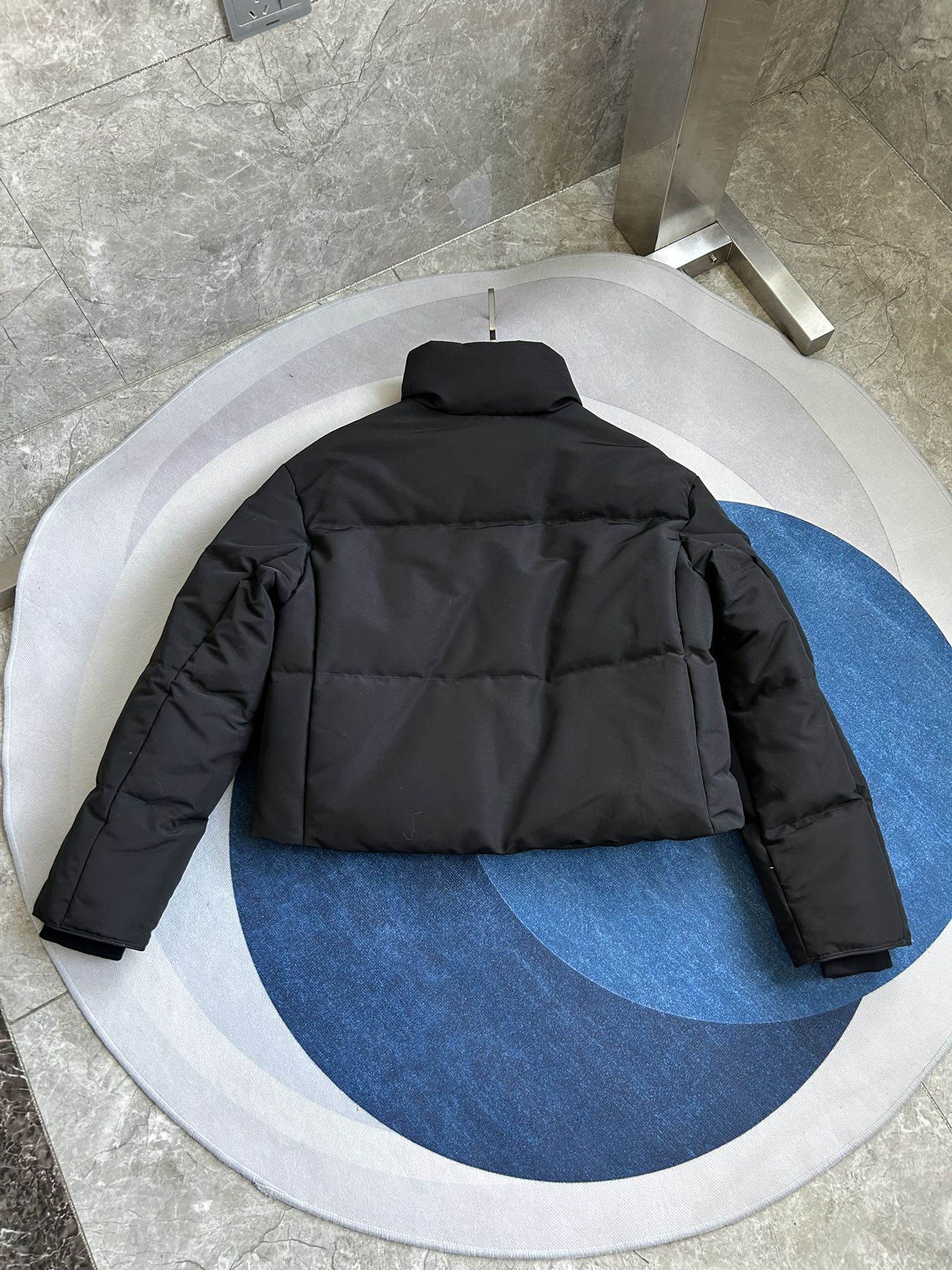 Canada Goose加拿大鹅  Grandview  短款 长袖 羽绒 女款 