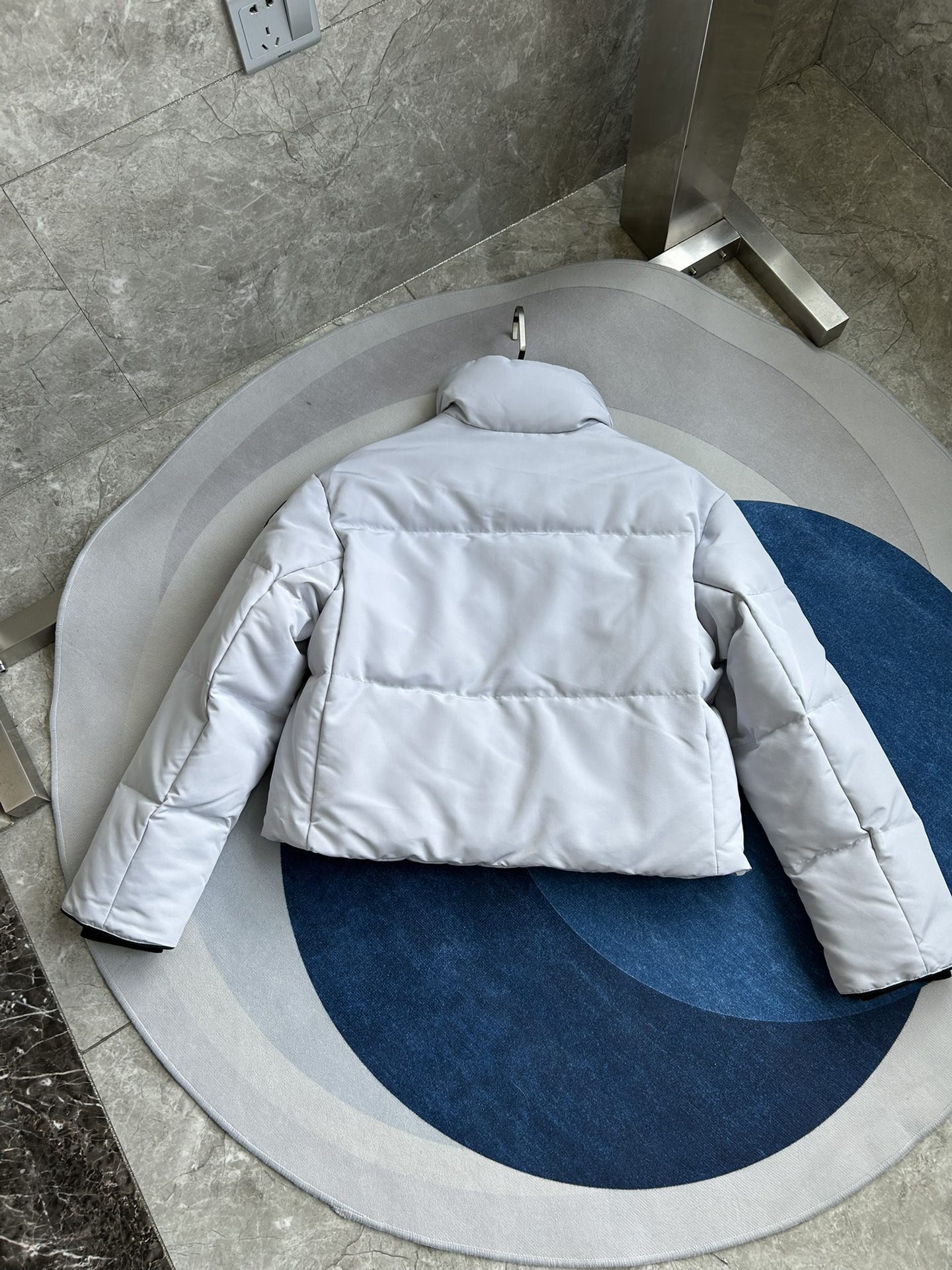 Canada Goose加拿大鹅  Grandview  短款 长袖 羽绒 女款 