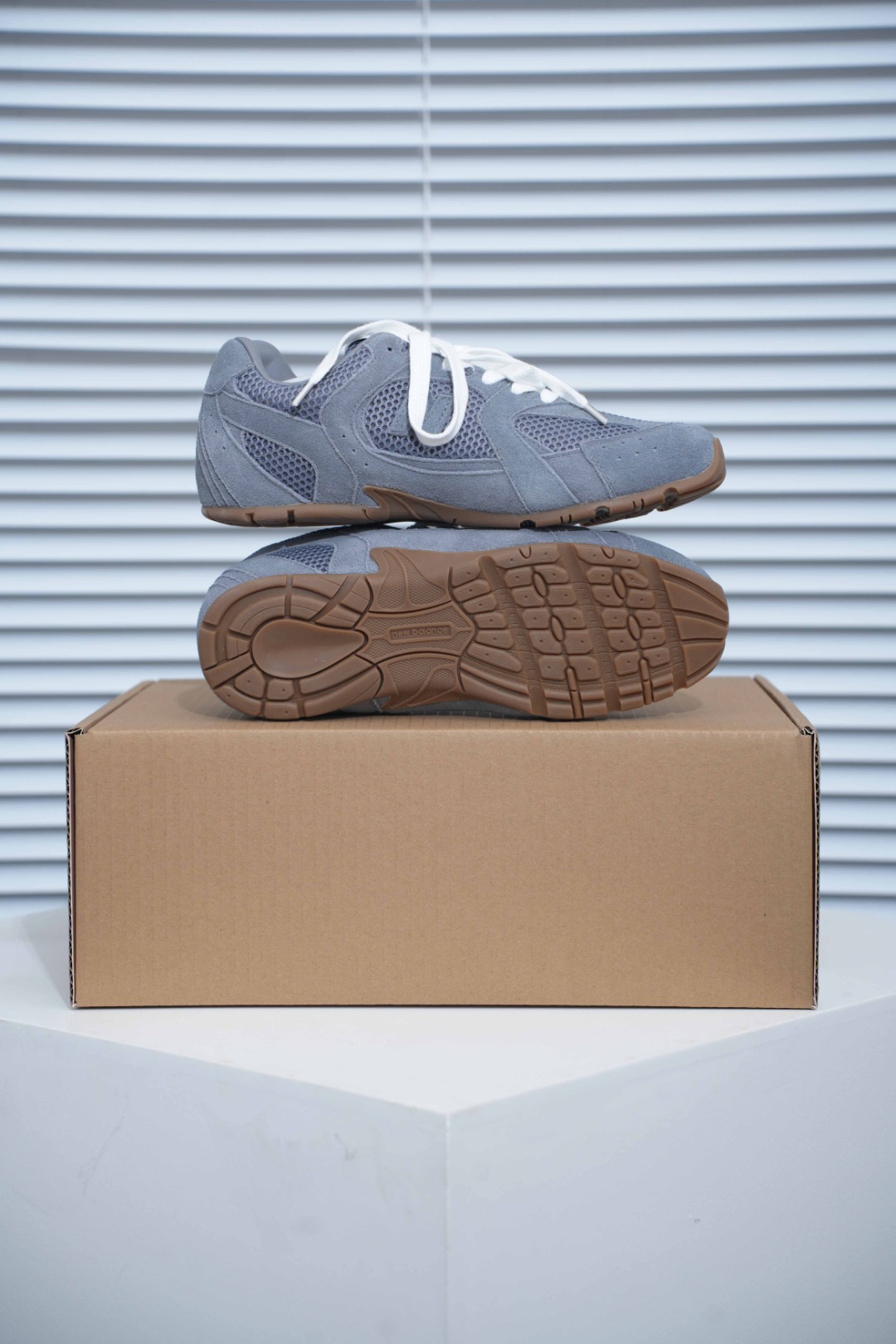 Miumiu x New Balance NB530 低筒 平底 复古跑鞋 休闲鞋 板鞋 运动鞋  女鞋 波鞋 白色 5E165E_3D8C_F0009_F_BD05