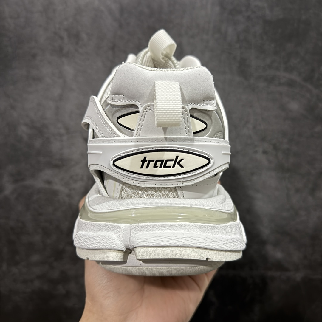 Balenciaga 巴黎世家 Track 3.0 舒适百搭 老爹鞋 运动 复古板鞋 休闲鞋 男鞋 女鞋 挂饰款 白色 542023WTRHM900