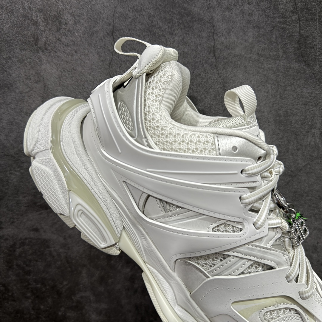 Balenciaga 巴黎世家 Track 3.0 舒适百搭 老爹鞋 运动 复古板鞋 休闲鞋 男鞋 女鞋 挂饰款 白色 542023WTRHM900