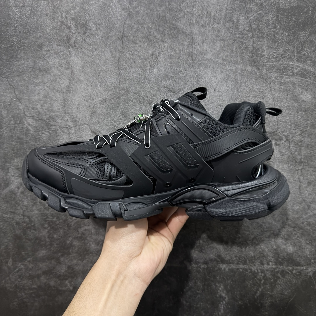 Balenciaga 巴黎世家 Track 3.0 舒适百搭 老爹鞋 运动 复古板鞋 休闲鞋 男鞋 女鞋 挂饰款 黑色 542023WTRHM1000