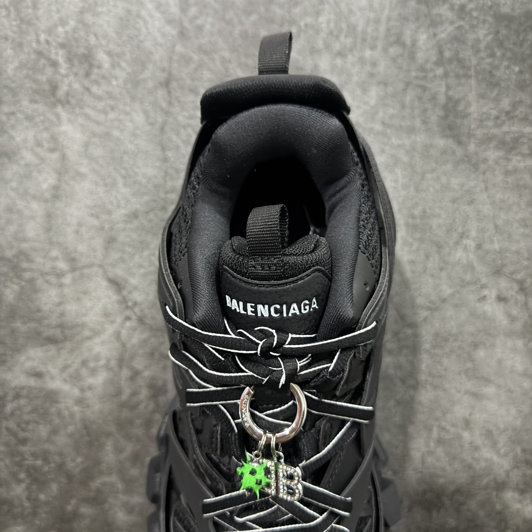Balenciaga 巴黎世家 Track 3.0 舒适百搭 老爹鞋 运动 复古板鞋 休闲鞋 男鞋 女鞋 挂饰款 黑色 542023WTRHM1000