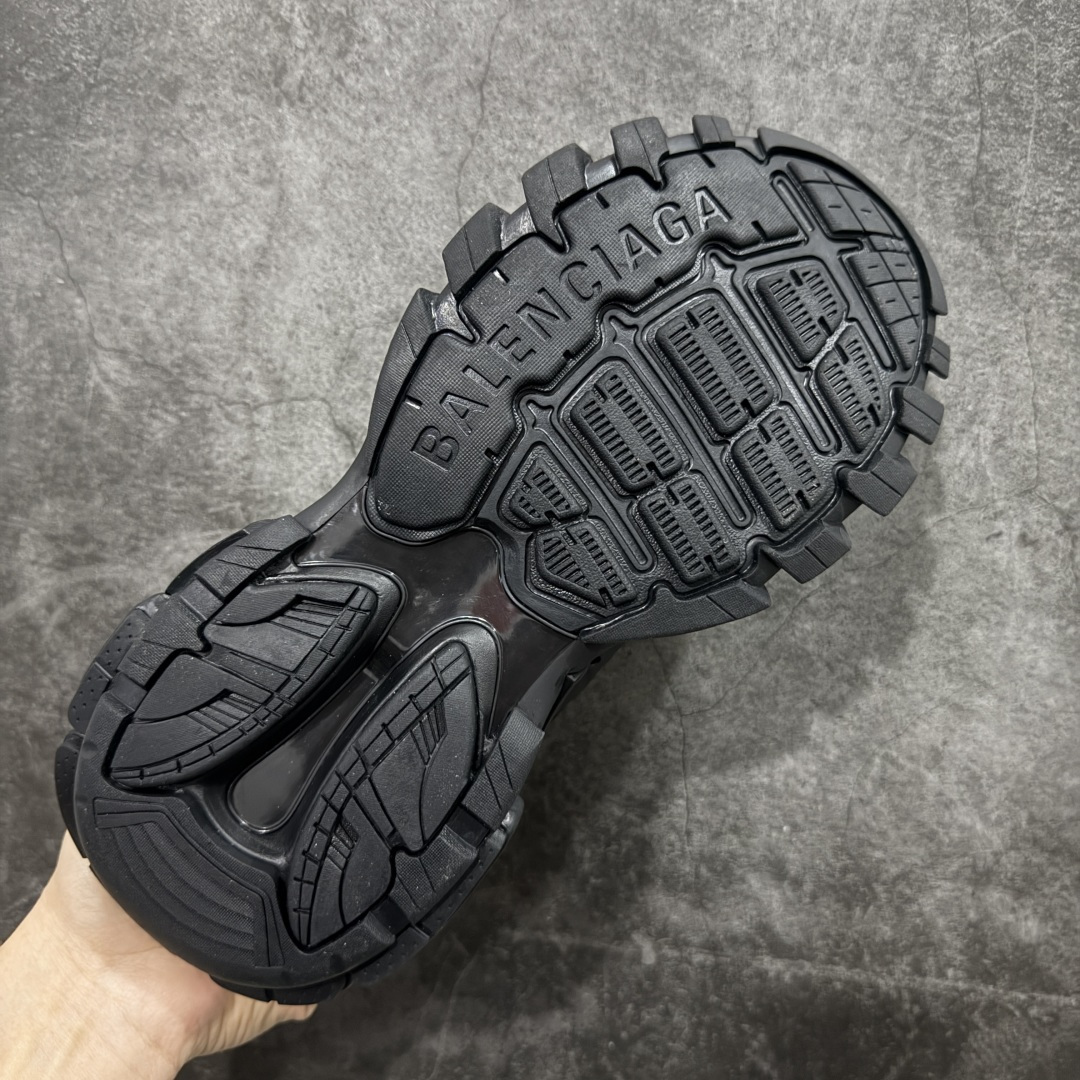 Balenciaga 巴黎世家 Track 3.0 舒适百搭 老爹鞋 运动 复古板鞋 休闲鞋 男鞋 女鞋 挂饰款 黑色 542023WTRHM1000