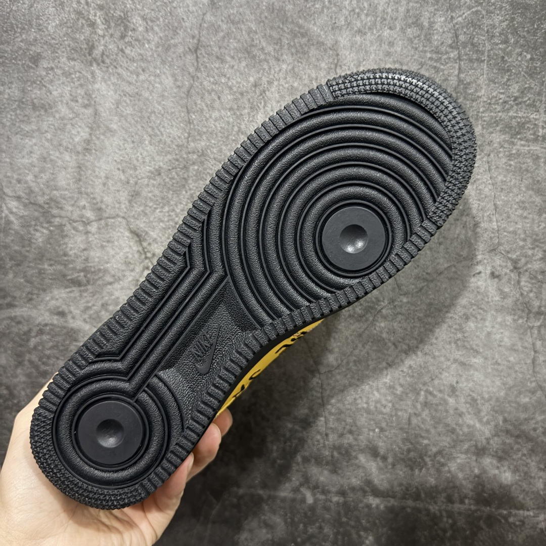 Air Force 1 Low  空军一号 低筒 休闲鞋 板鞋 男鞋 女鞋 波鞋  黑黄 IQ2713-700