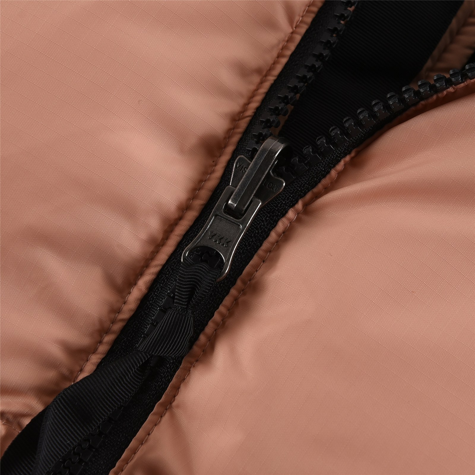 The North Face 1996  防水 防風 保暖長袖 外套 風摟 男款 女款 700羽绒  马甲 