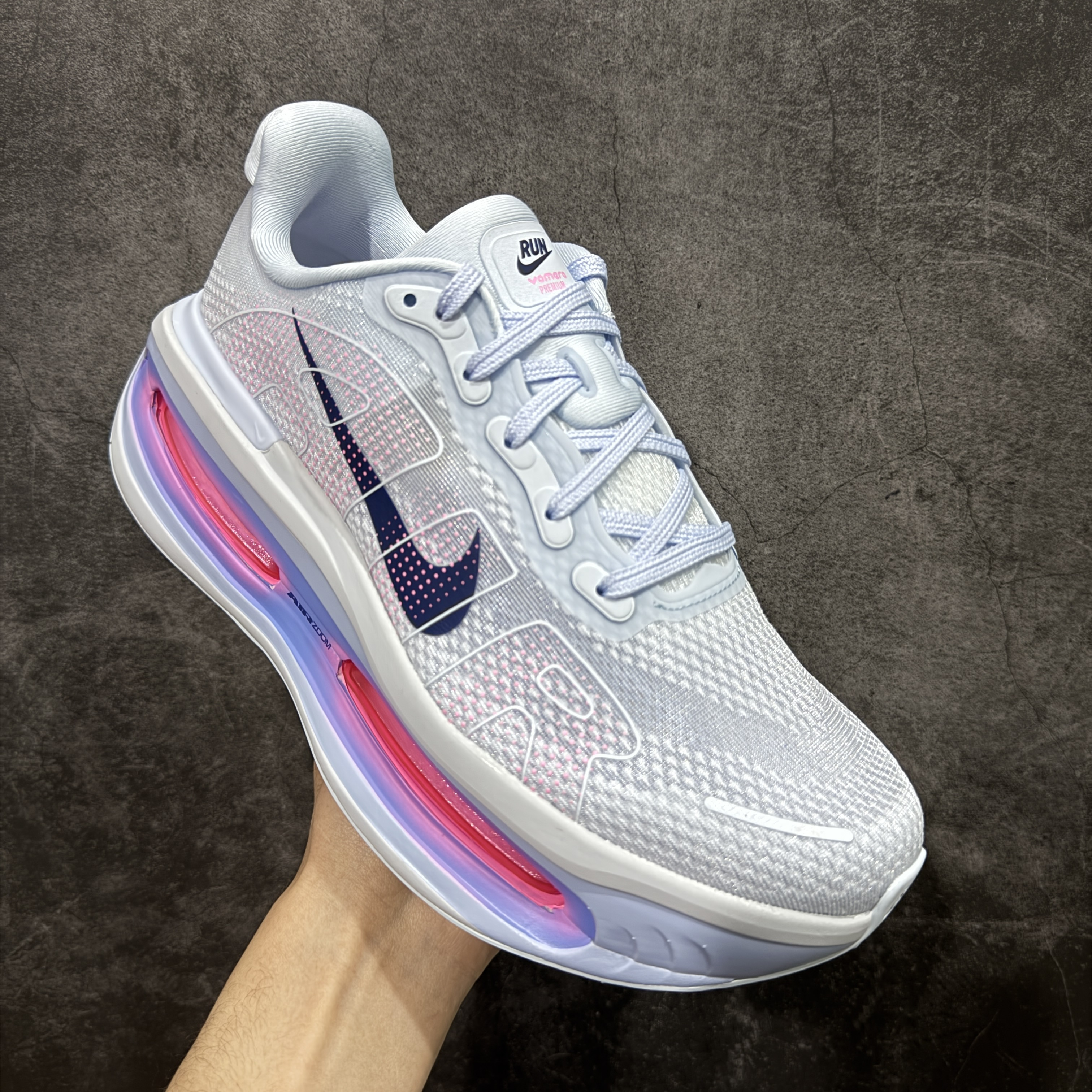Nike Vomero Premium 低筒 超临界发泡 气垫 百搭舒适耐磨  休闲跑步鞋 男款 紫粉 HM5973-400