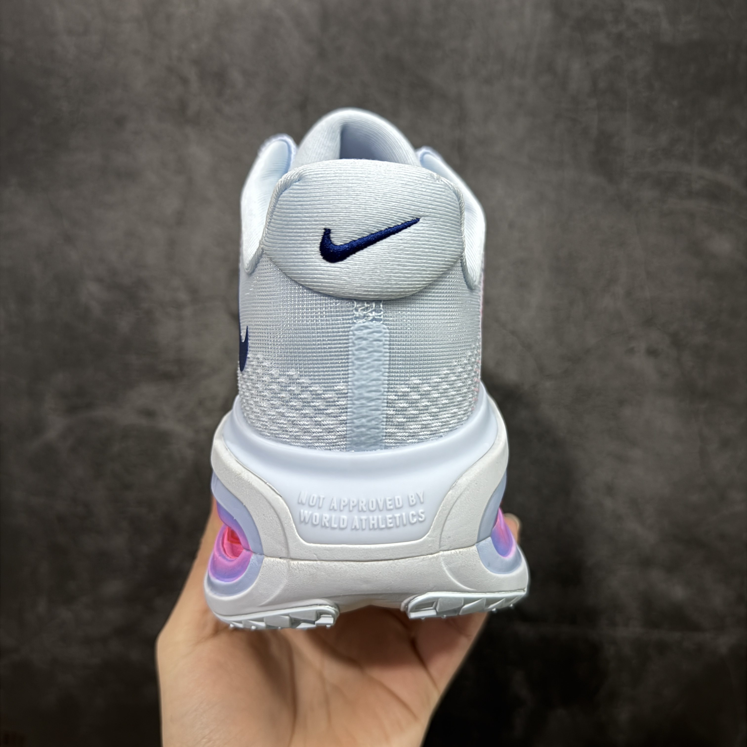 Nike Vomero Premium 低筒 超临界发泡 气垫 百搭舒适耐磨  休闲跑步鞋 男款 紫粉 HM5973-400