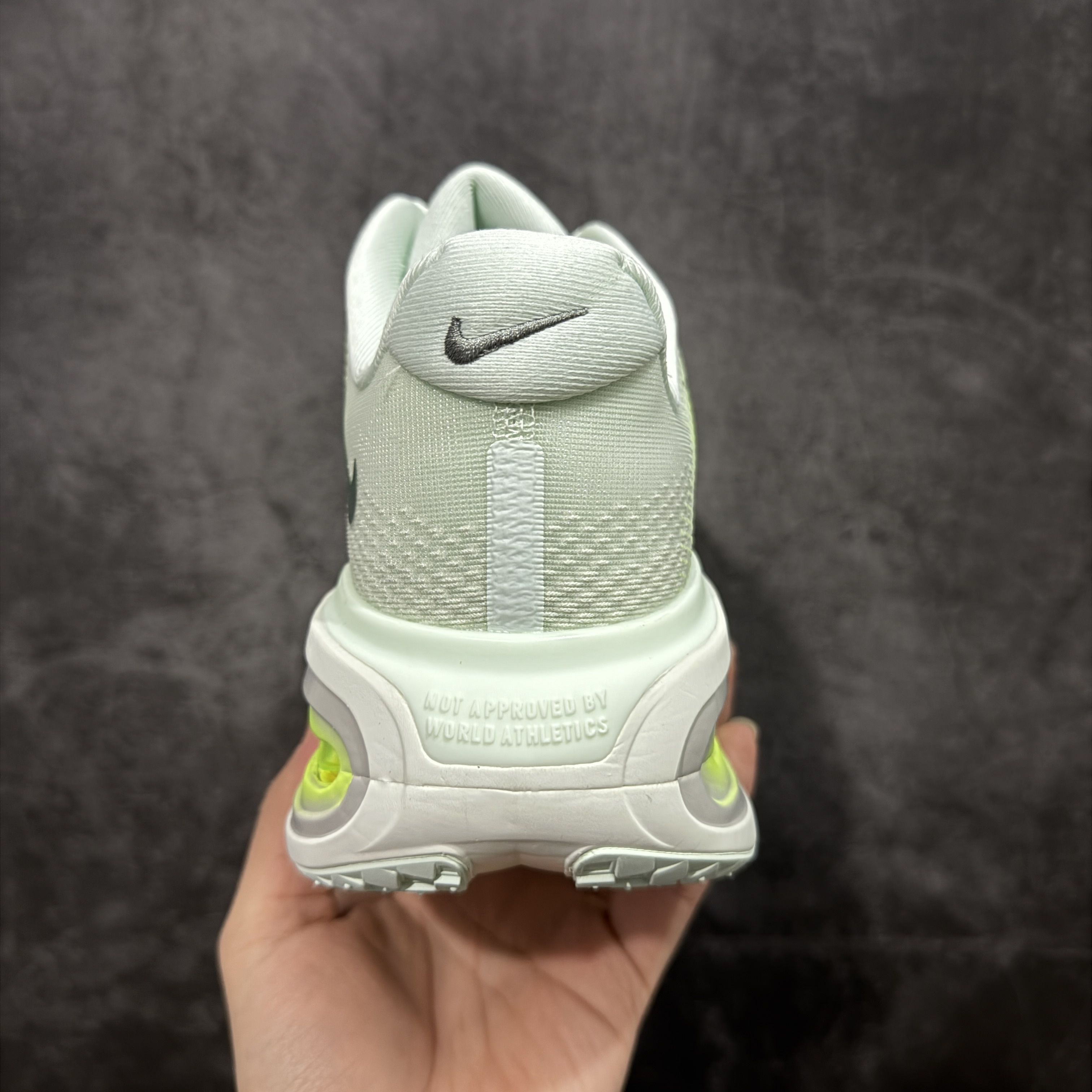 Nike Vomero Premium 低筒 超临界发泡 气垫 百搭舒适耐磨  休闲跑步鞋 男款 青绿 HQ2050-300