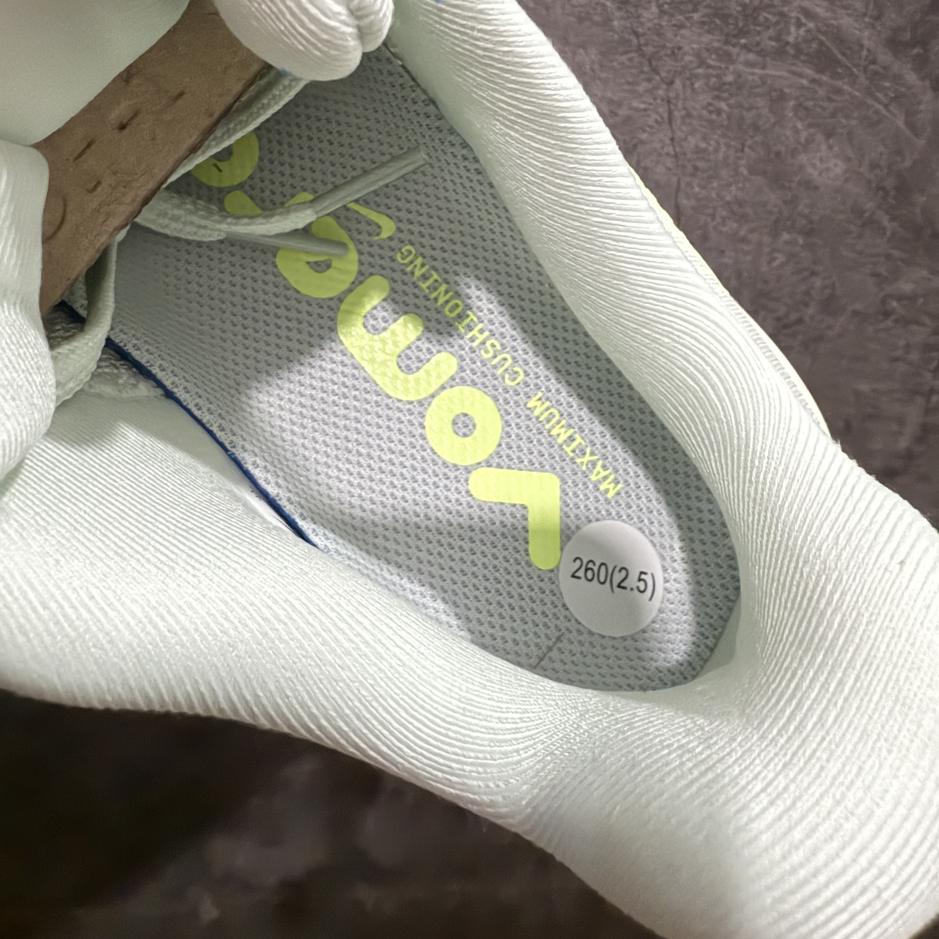 Nike Vomero Premium 低筒 超临界发泡 气垫 百搭舒适耐磨  休闲跑步鞋 男款 青绿 HQ2050-300