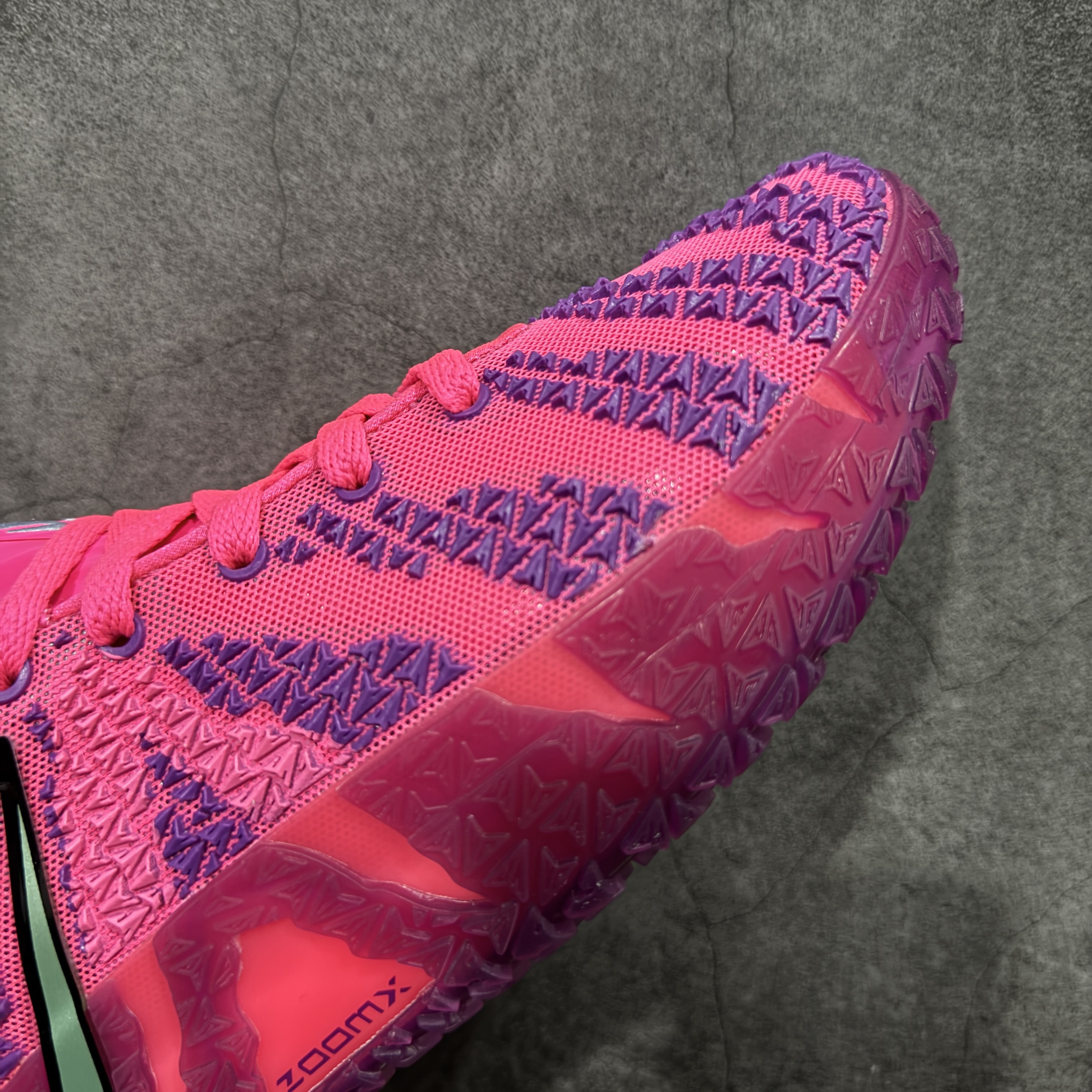 XO Nike Zoom JA3 三代 低筒 前後氣墊 耐磨透氣 實戰籃球鞋 波鞋 球鞋 男鞋 波鞋  紫粉 HF2794-600