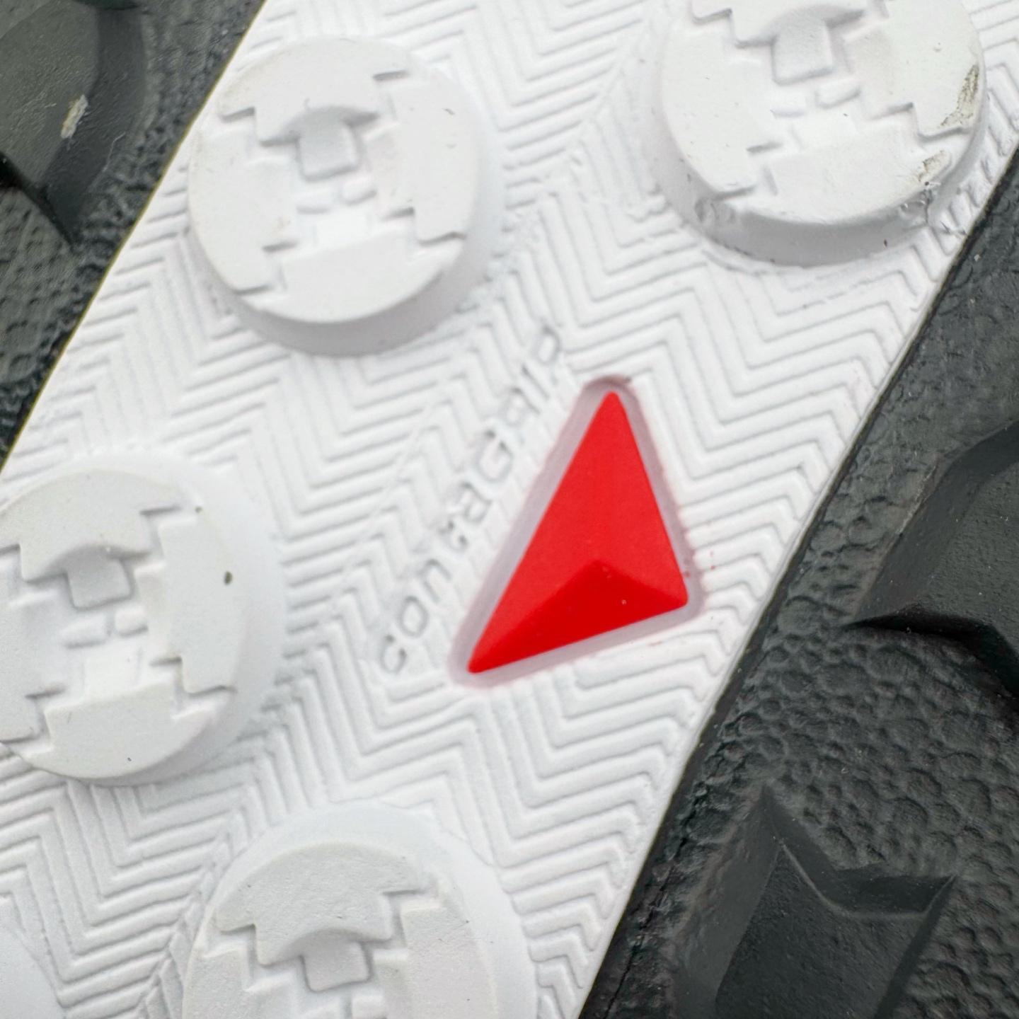 SALOMON SOLAMPHIBIAN 织物 萨洛蒙  低筒 水陆两栖 减震防滑 户外 跑步鞋 运动鞋 登山 男鞋 女鞋  波鞋（版型偏小一码）黑色 478148