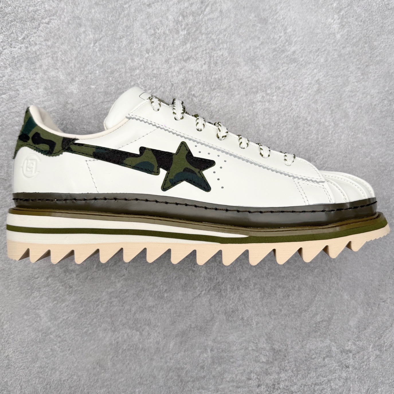 BAPE x CLOT x adidas 三方联名  陈冠希 低筒 复古板鞋 休闲鞋 男鞋 女鞋  白绿  KJ1473