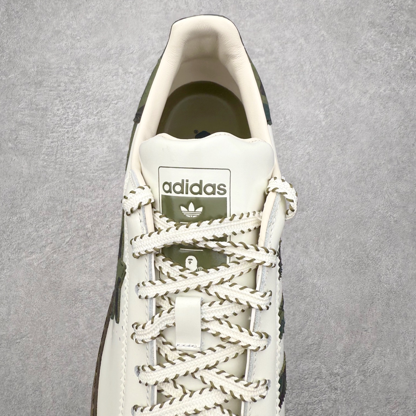 BAPE x CLOT x adidas 三方联名  陈冠希 低筒 复古板鞋 休闲鞋 男鞋 女鞋  白绿  KJ1473