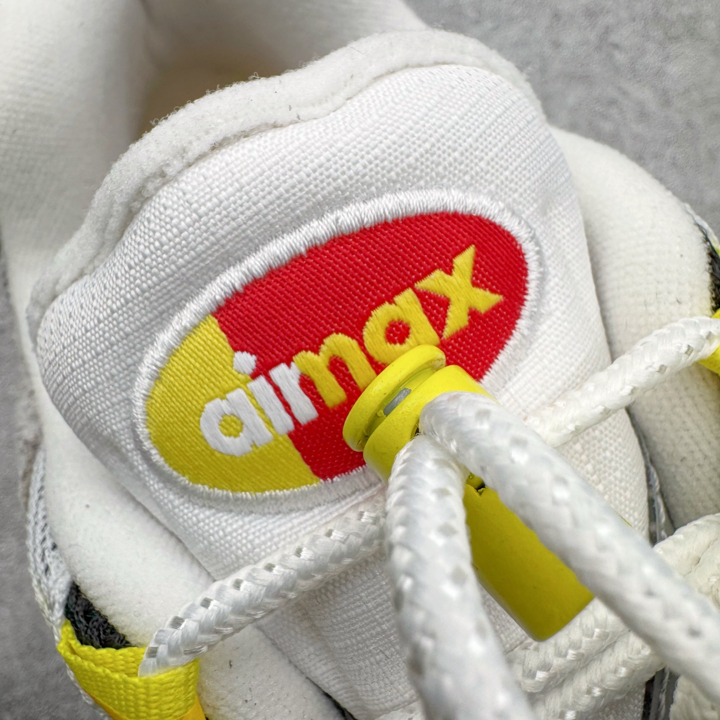 升级最终版UNDEFEATED Nike Air Max 95  低筒 网布防滑 运动鞋 休闲鞋 球鞋 男鞋 波鞋 纽约限定 联名灰绿 IB4523-004 