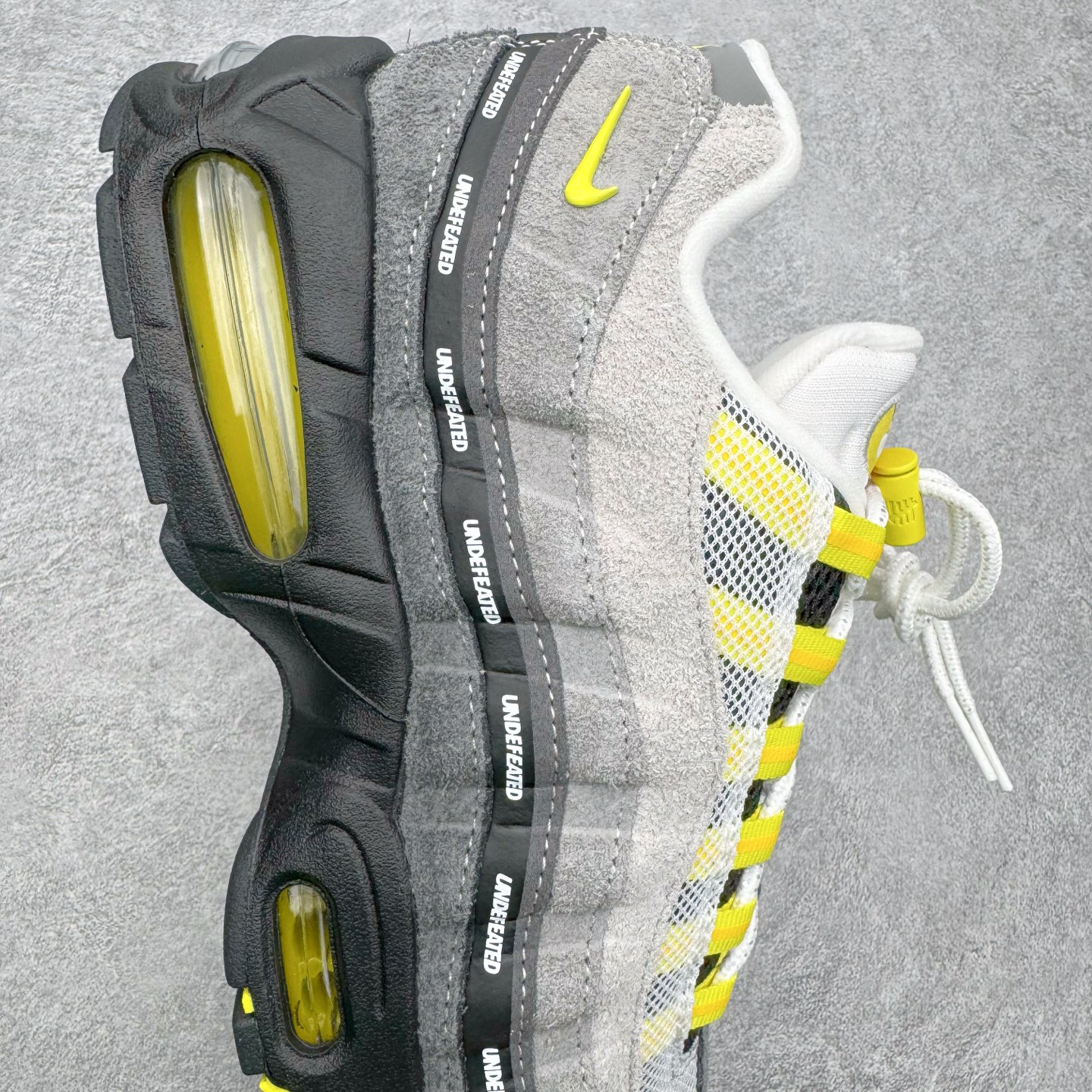 升级最终版UNDEFEATED Nike Air Max 95  低筒 网布防滑 运动鞋 休闲鞋 球鞋 男鞋 波鞋 纽约限定 联名灰绿 IB4523-004 