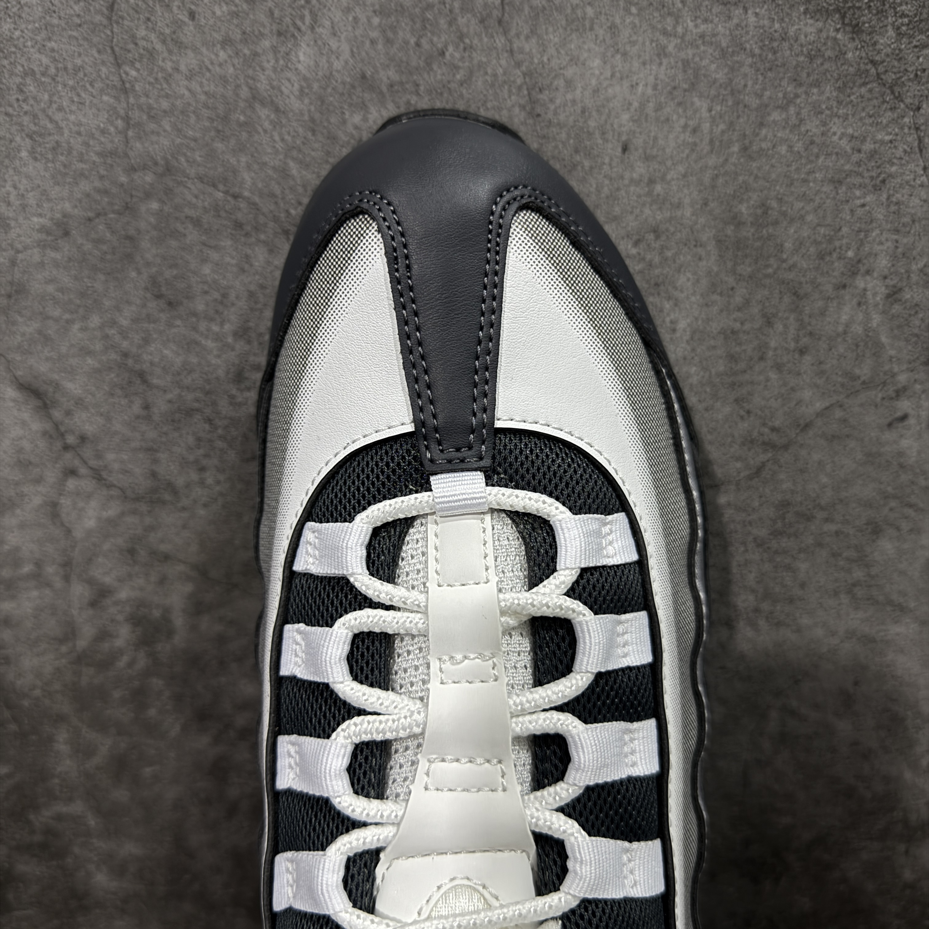 升级最终版UNDEFEATED Nike Air Max 95  Yu-Gi-Oh 低筒 网布防滑 运动鞋 休闲鞋 球鞋 男鞋 波鞋 魔兽世界 尤尼奇联名款 II7404-100