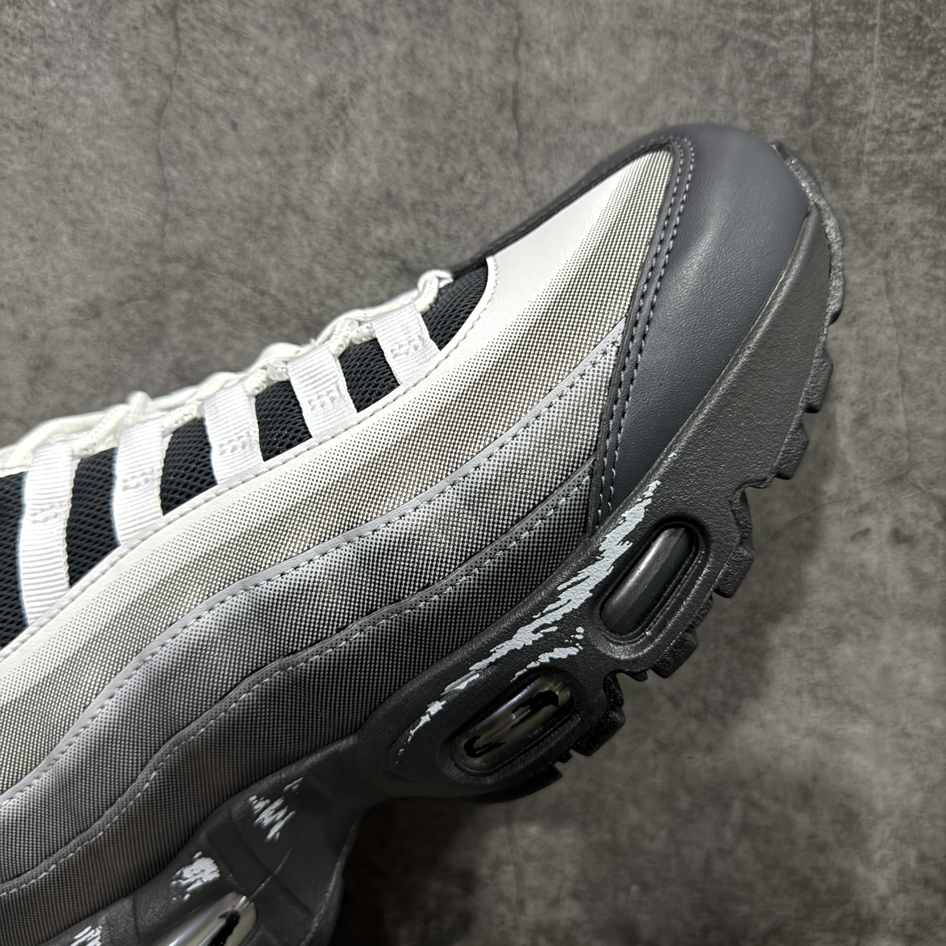 升级最终版UNDEFEATED Nike Air Max 95  Yu-Gi-Oh 低筒 网布防滑 运动鞋 休闲鞋 球鞋 男鞋 波鞋 魔兽世界 尤尼奇联名款 II7404-100