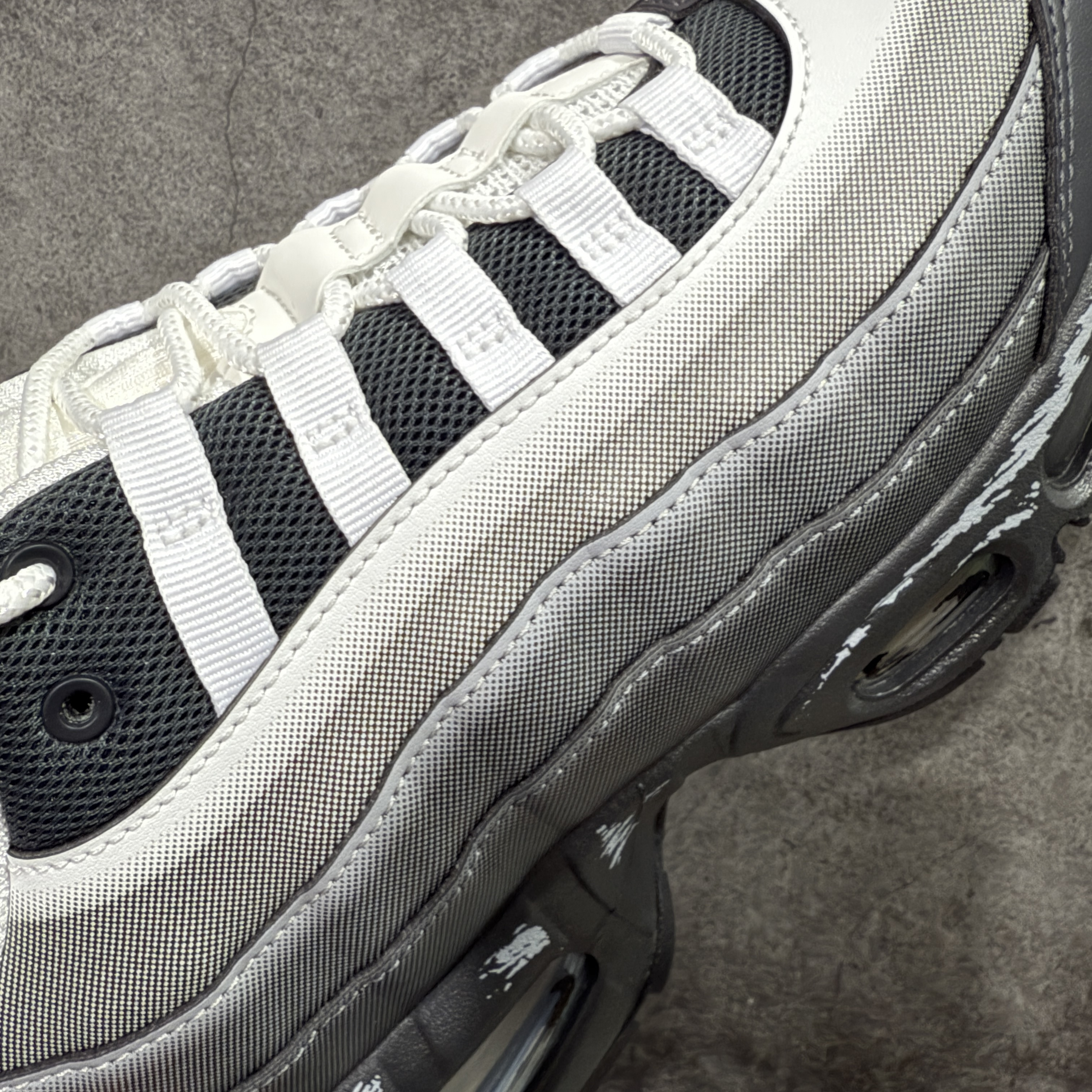 升级最终版UNDEFEATED Nike Air Max 95  Yu-Gi-Oh 低筒 网布防滑 运动鞋 休闲鞋 球鞋 男鞋 波鞋 魔兽世界 尤尼奇联名款 II7404-100