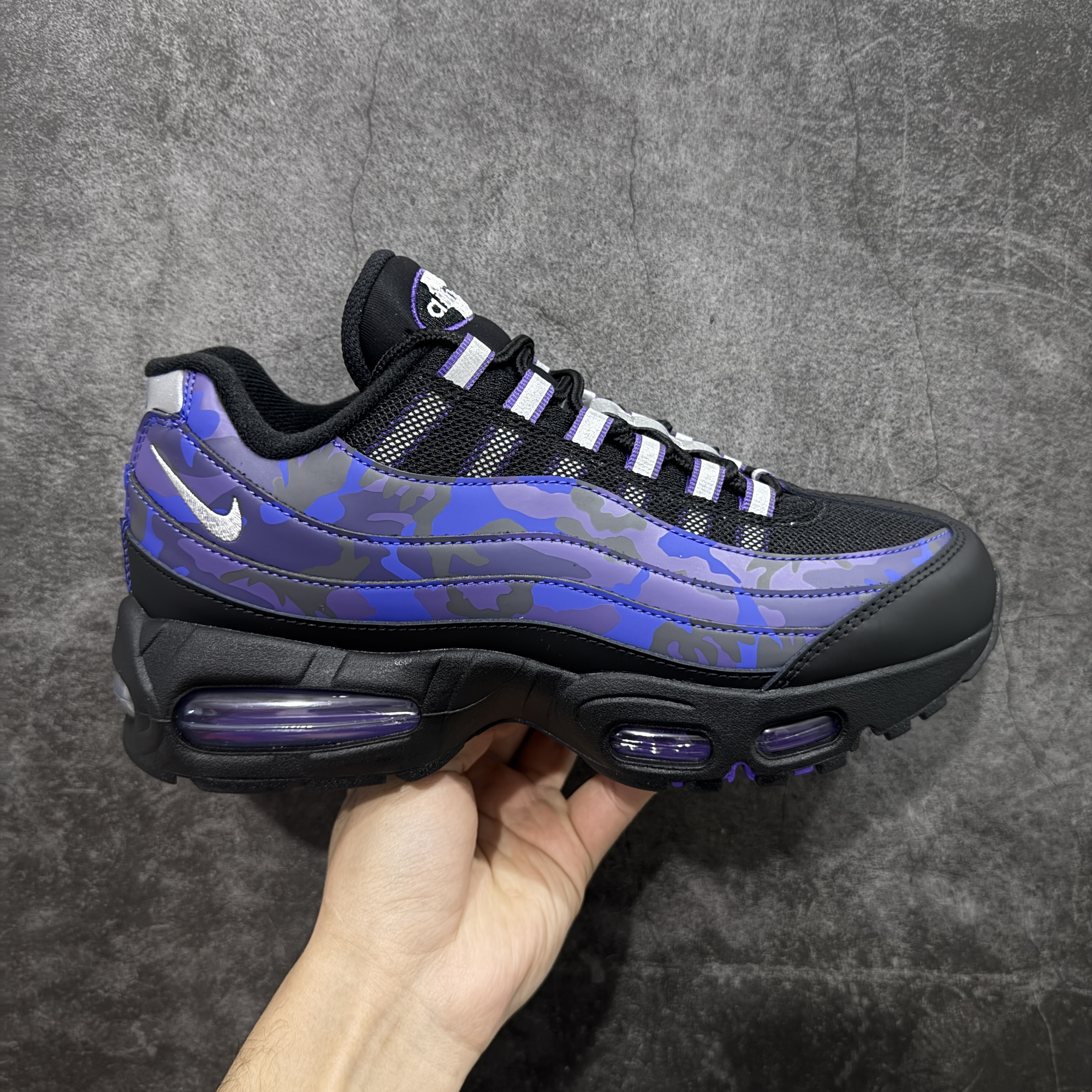 升级最终版UNDEFEATED Nike Air Max 95 低筒 网布防滑 运动鞋 休闲鞋 球鞋 男鞋 波鞋 迷彩黑紫  HQ1973-500