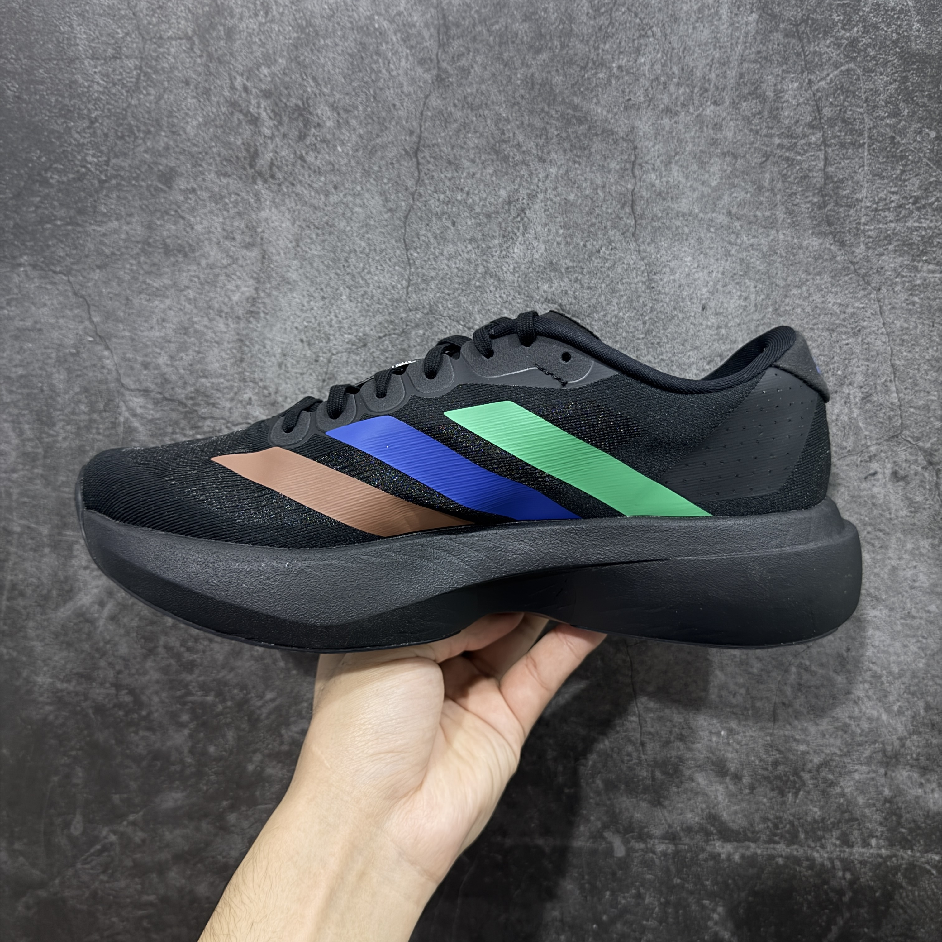 内置碳板 Adidas Adizero Evo SL 低筒 舒适百搭 防滑耐磨 马拉松 训练竞速 跑步鞋 女款 男款 波鞋 黑色绿蓝棕 KI3392