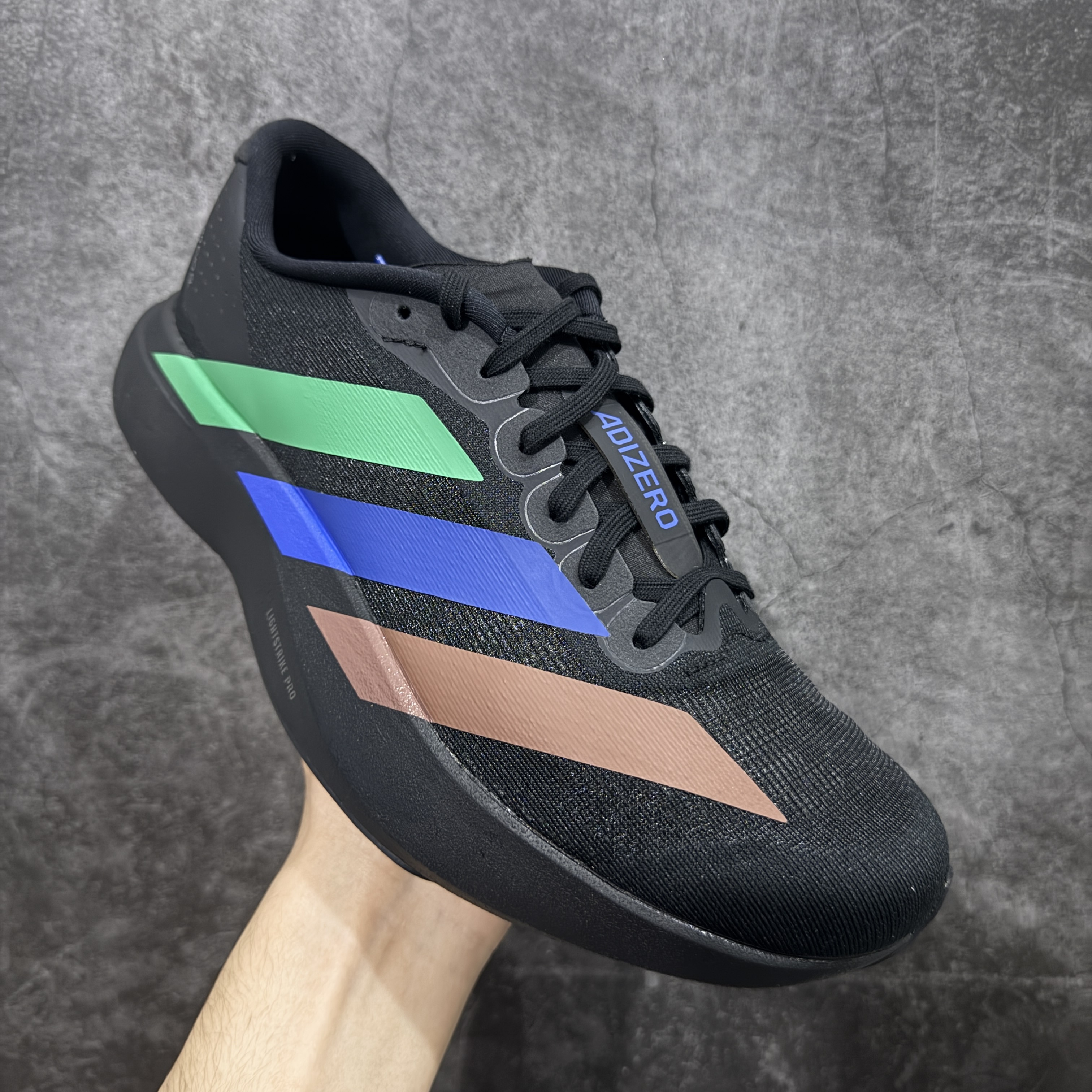 内置碳板 Adidas Adizero Evo SL 低筒 舒适百搭 防滑耐磨 马拉松 训练竞速 跑步鞋 女款 男款 波鞋 黑色绿蓝棕 KI3392