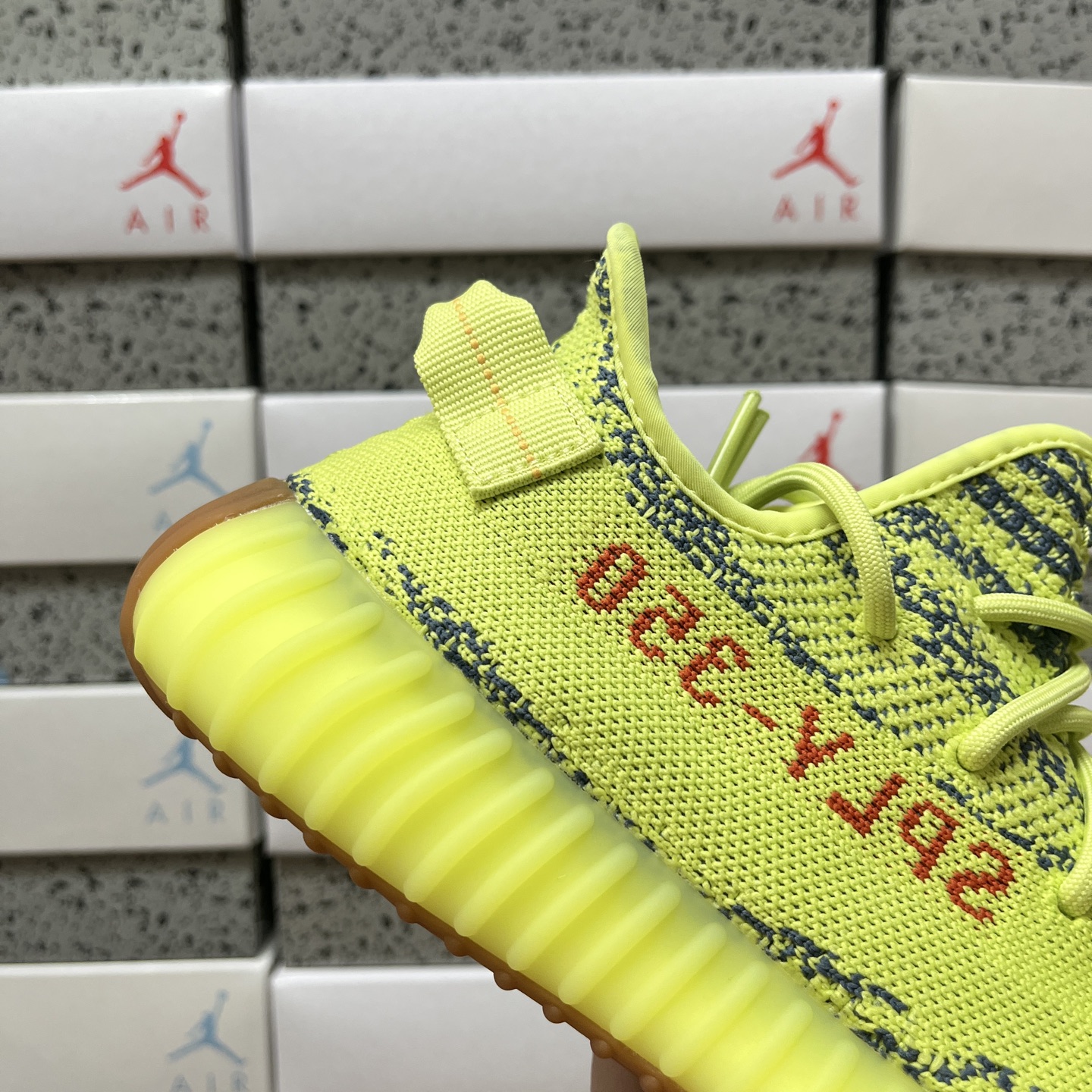 adidas originals Yeezy Boost 350 V2 低筒 休闲鞋 运动鞋 男鞋 女鞋 黄斑马 B37572