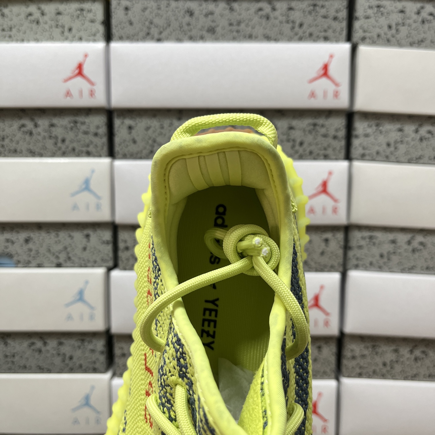 adidas originals Yeezy Boost 350 V2 低筒 休闲鞋 运动鞋 男鞋 女鞋 黄斑马 B37572