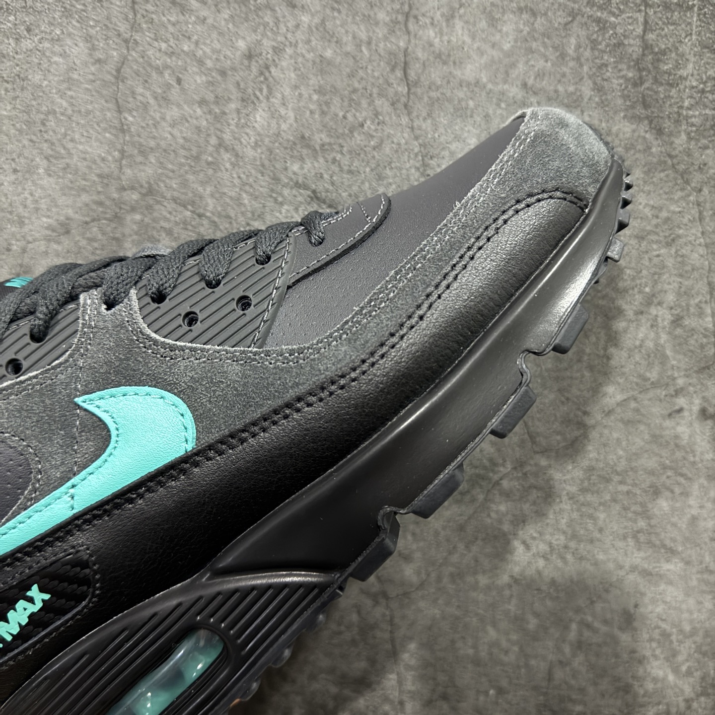 Nike Air Max 90 低筒 复古 网布防滑 运动鞋 休闲鞋 球鞋 男鞋 波鞋 黑绿B0 IF0670-002
