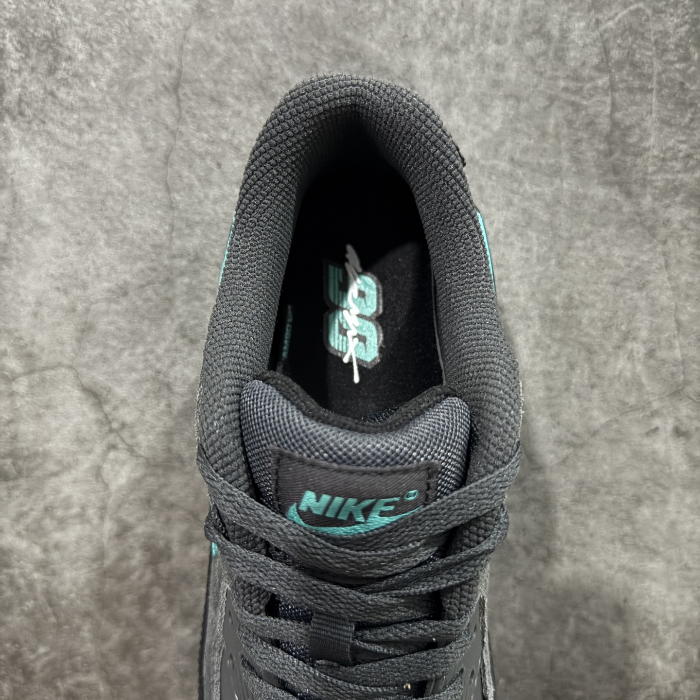 Nike Air Max 90 低筒 复古 网布防滑 运动鞋 休闲鞋 球鞋 男鞋 波鞋 黑绿B0 IF0670-002