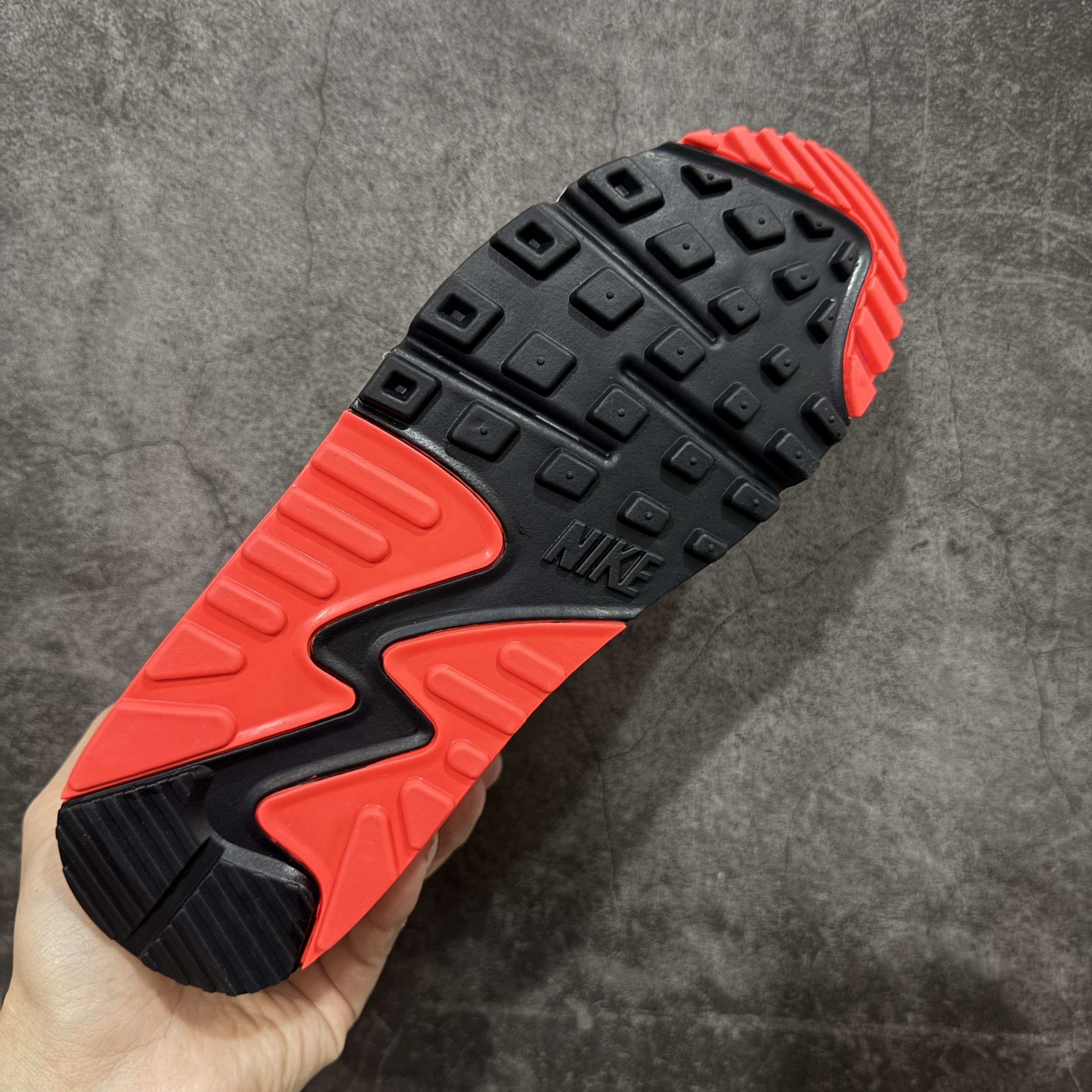 Nike Air Max 90 低筒 复古 网布防滑 运动鞋 休闲鞋 球鞋 男鞋 波鞋 红灰色A5 724882-100