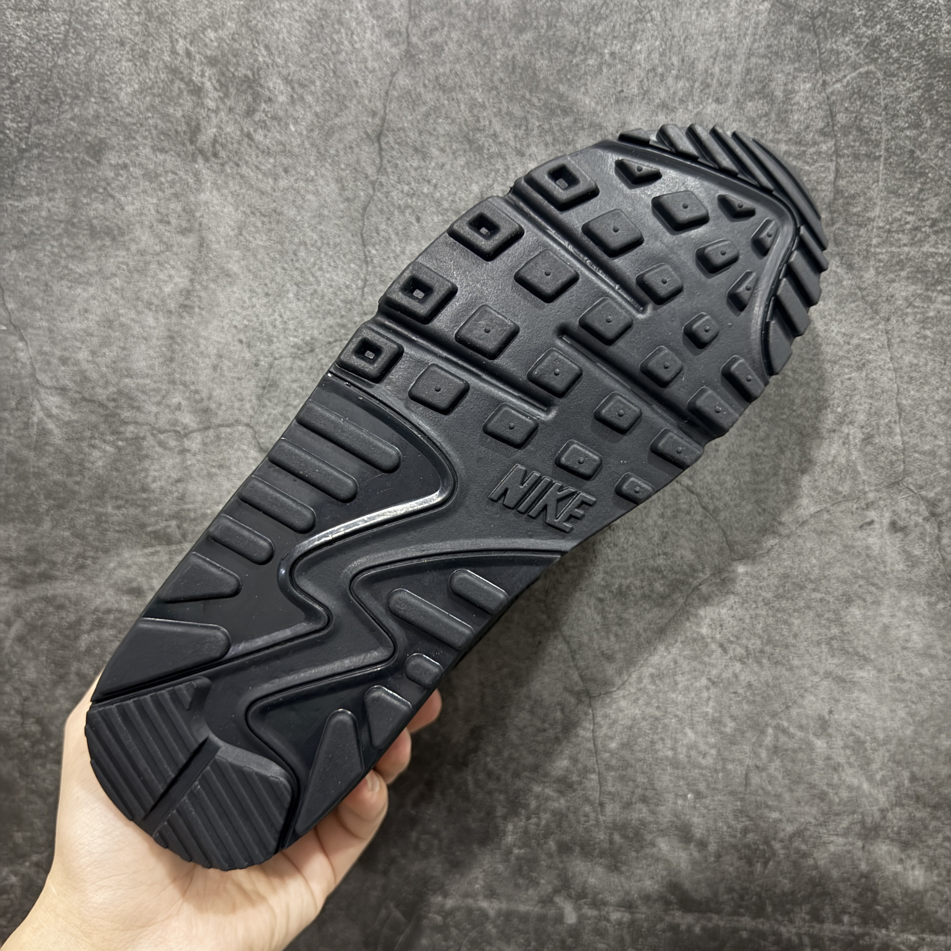 Nike Air Max 90 低筒 复古 网布防滑 运动鞋 休闲鞋 球鞋 男鞋 波鞋  黑武士