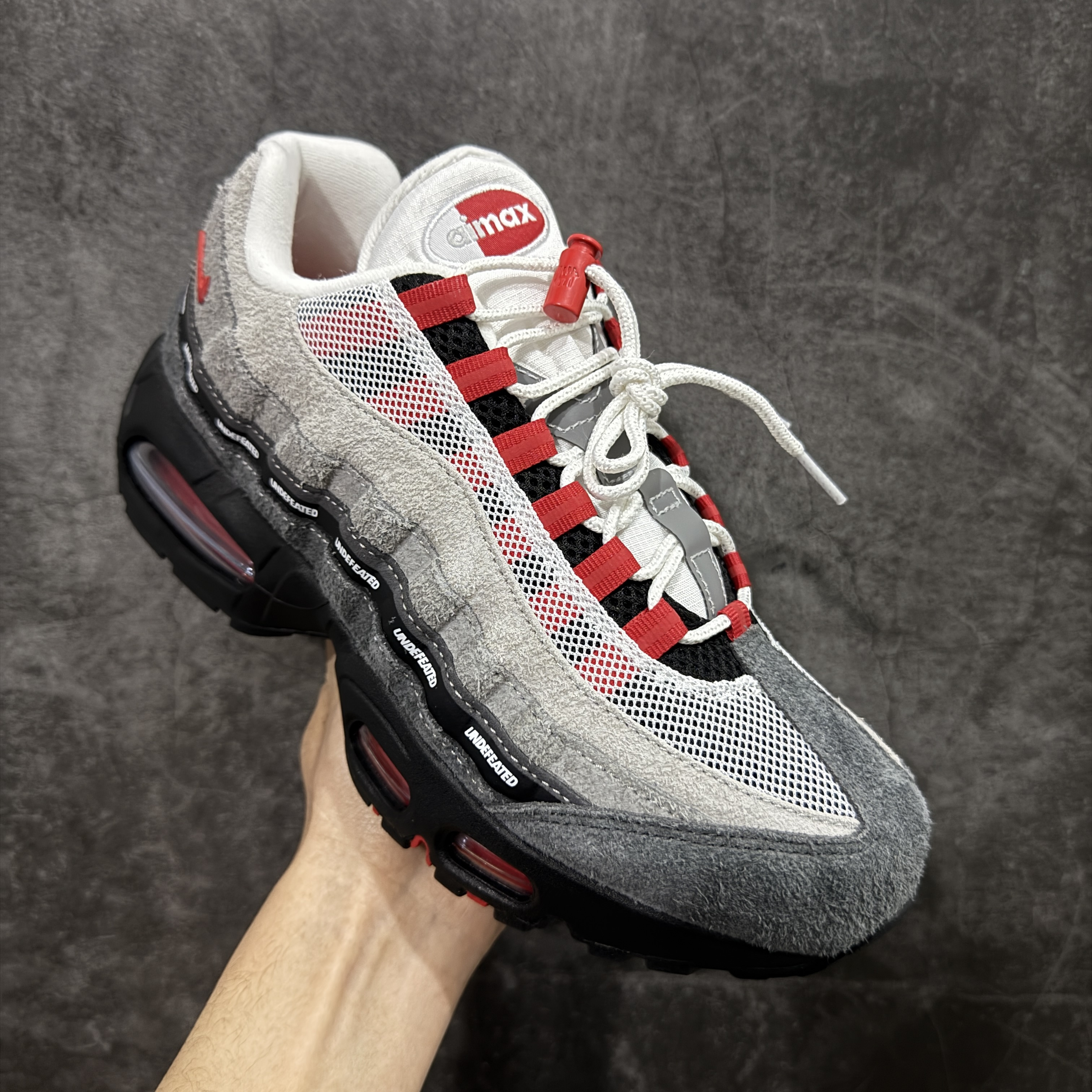 升级最终版UNDEFEATED Nike Air Max 95 低筒 网布防滑 运动鞋 休闲鞋 球鞋 男鞋 波鞋 灰红 IB4523-003