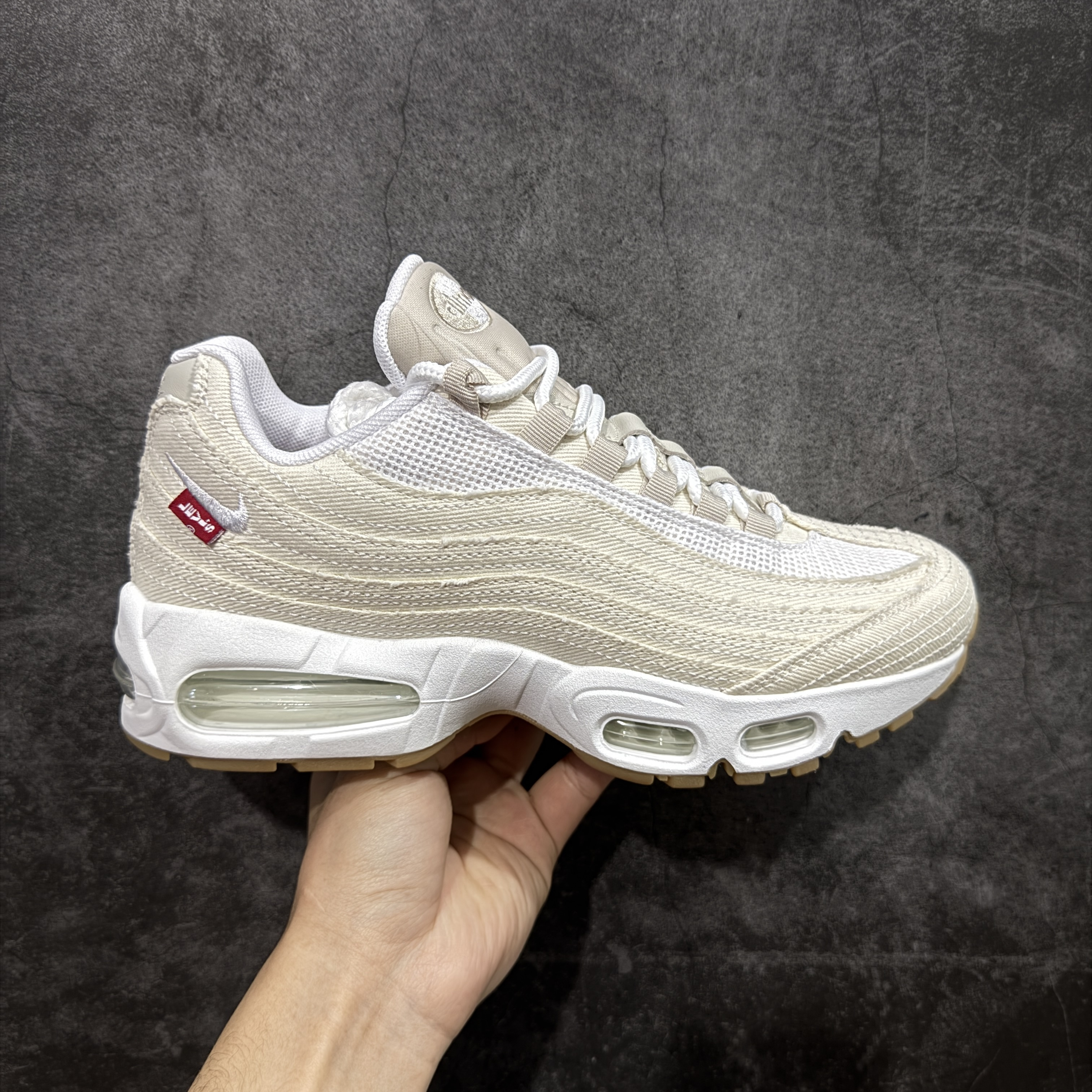  Levi's Nike Air Max 95 低筒 网布防滑 运动鞋 休闲鞋 球鞋 男鞋 波鞋 米色 HM4743-100 